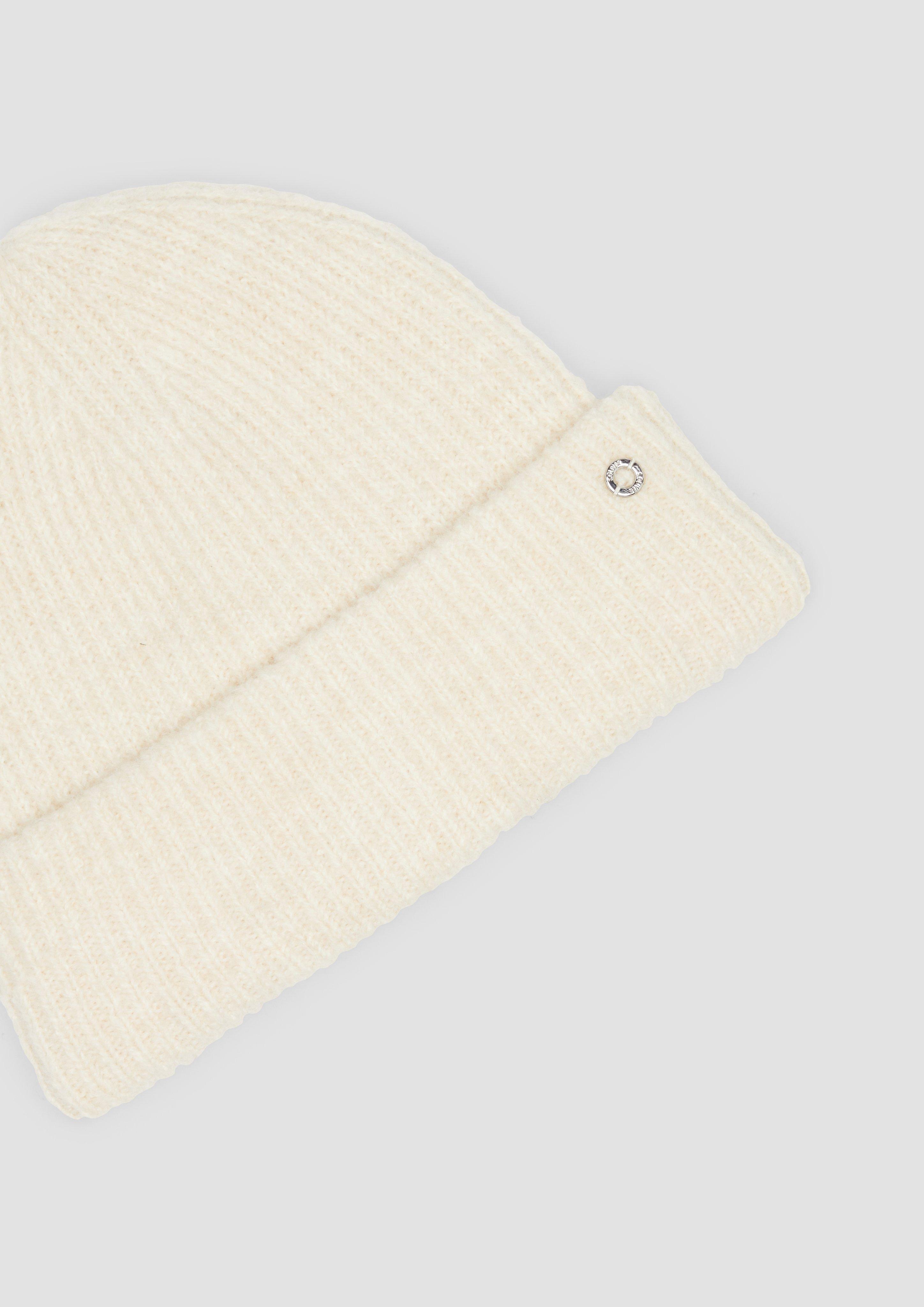 Čapka in 8100, 2116 & 7326