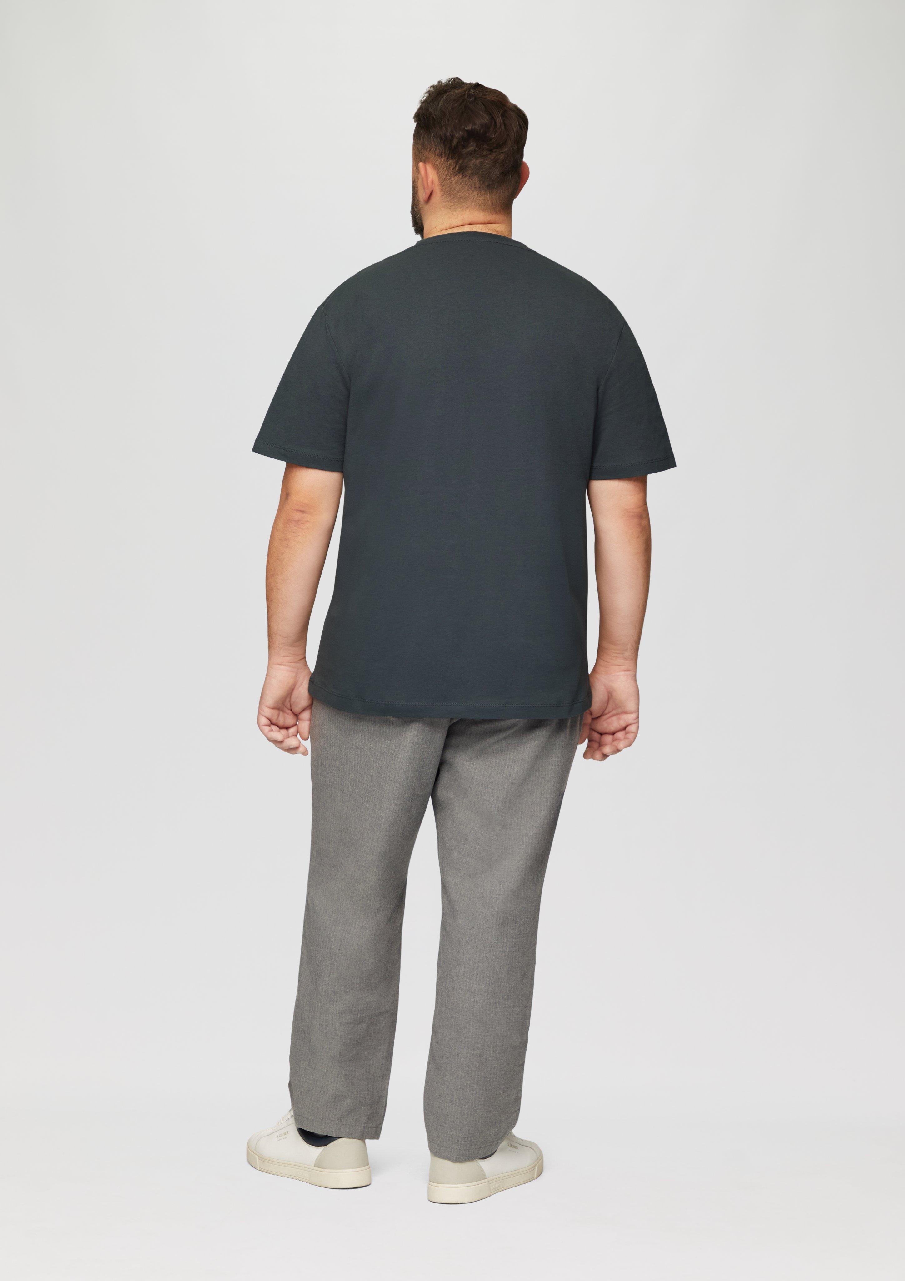 T-Shirt in 9581 & 0100