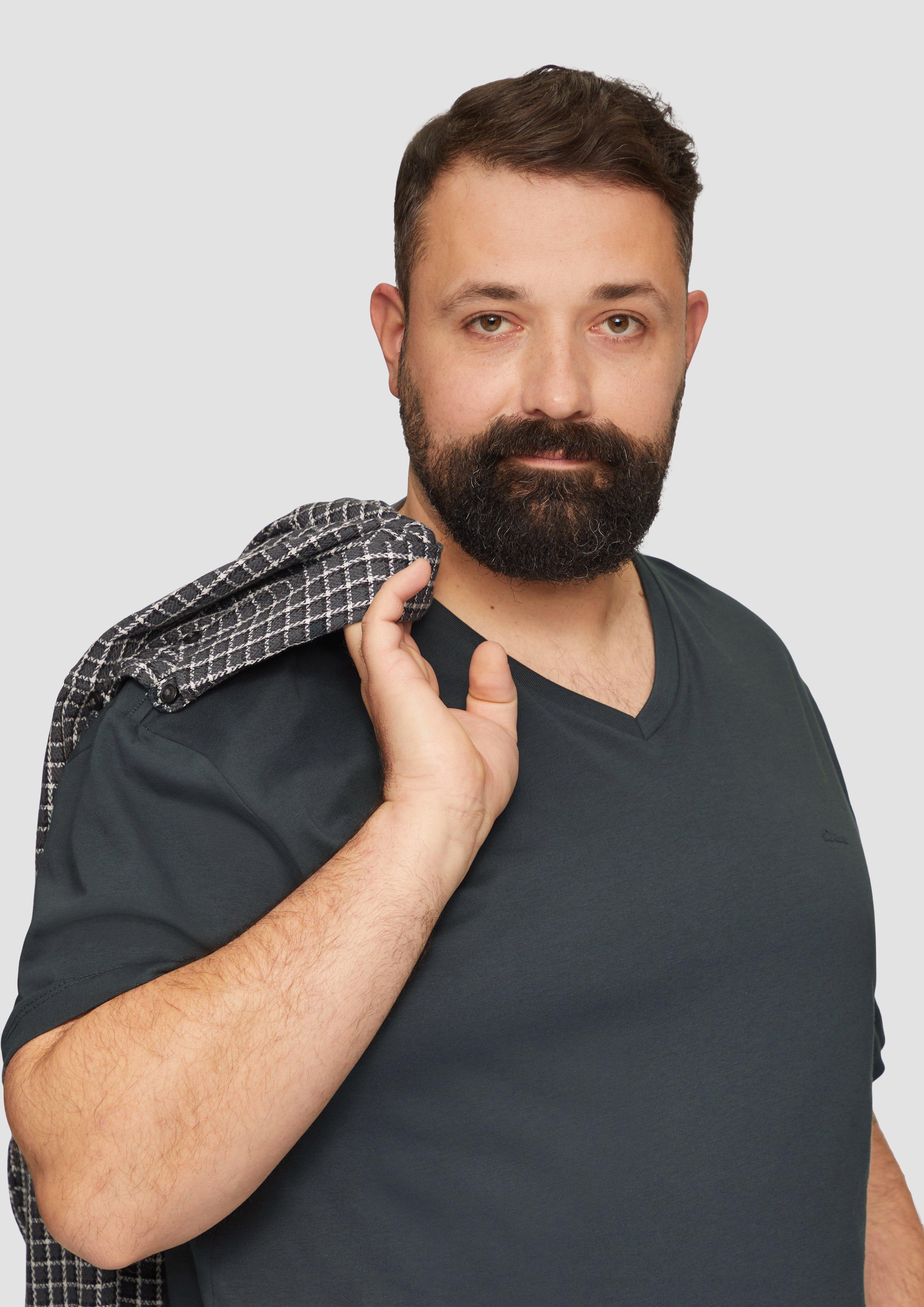 T-Shirt in 9581 & 0100