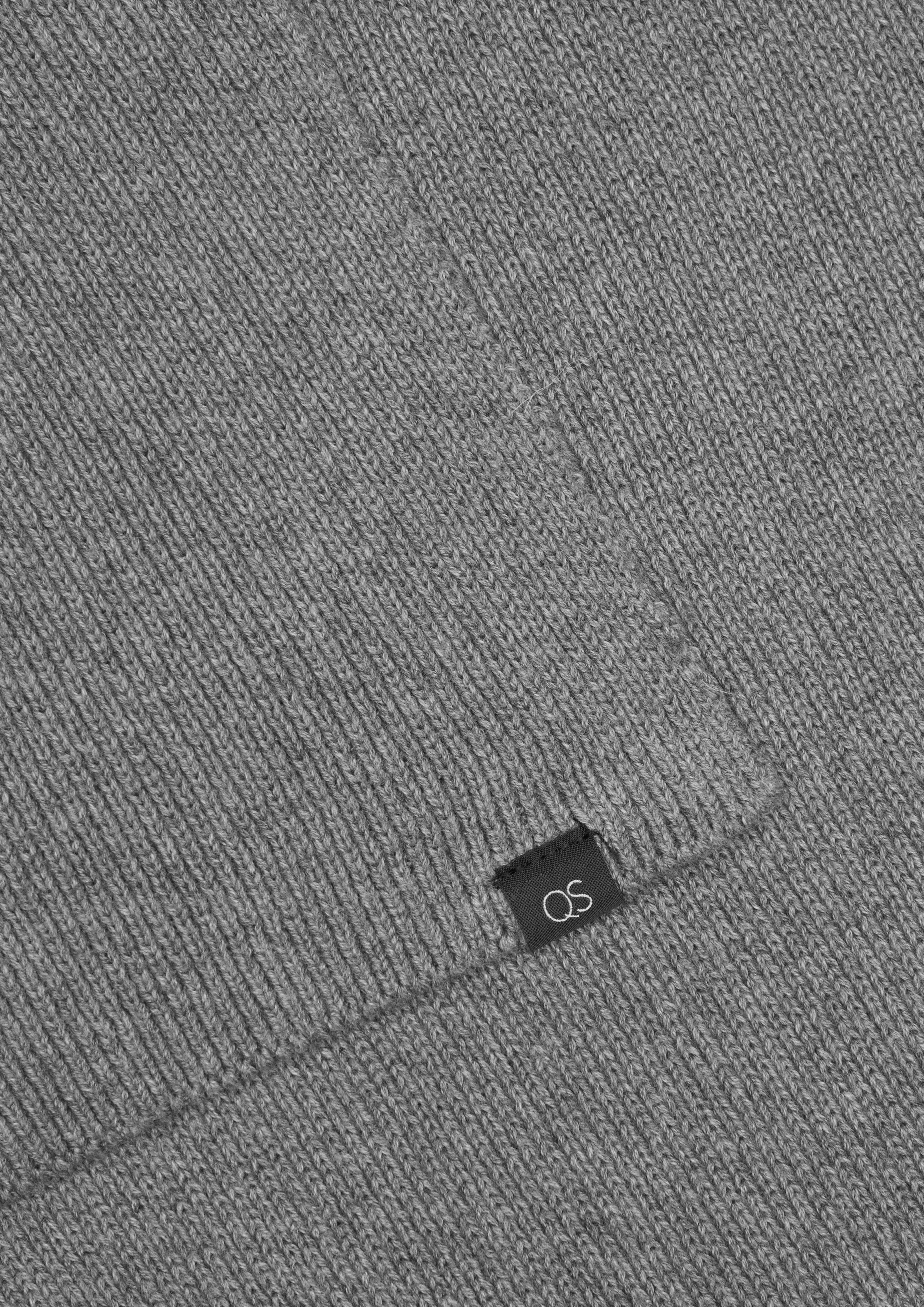 Šátek in 9730, 7971 & 5920