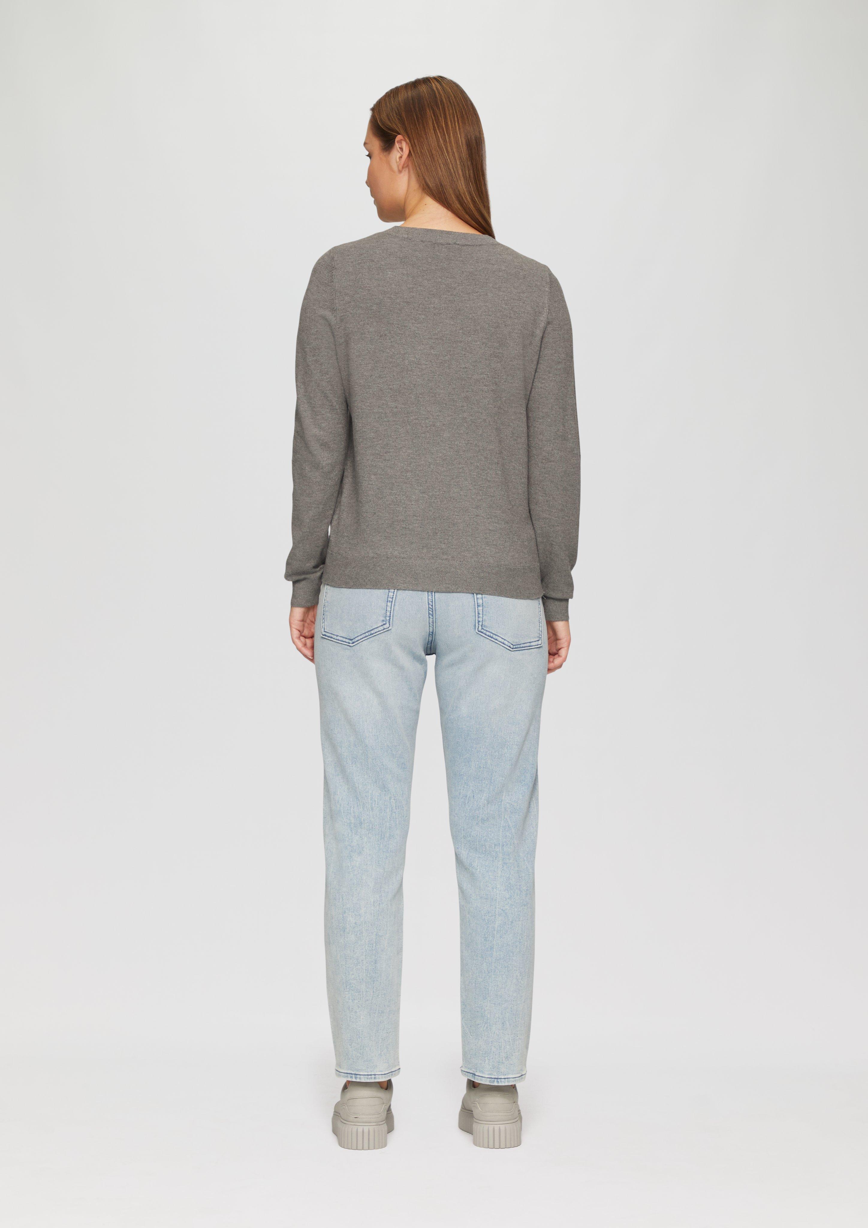 Pull en maille in 9730, 9999, 4703, 5959, 7774, 82W7, 6933, 5141, 3902 & 97W3