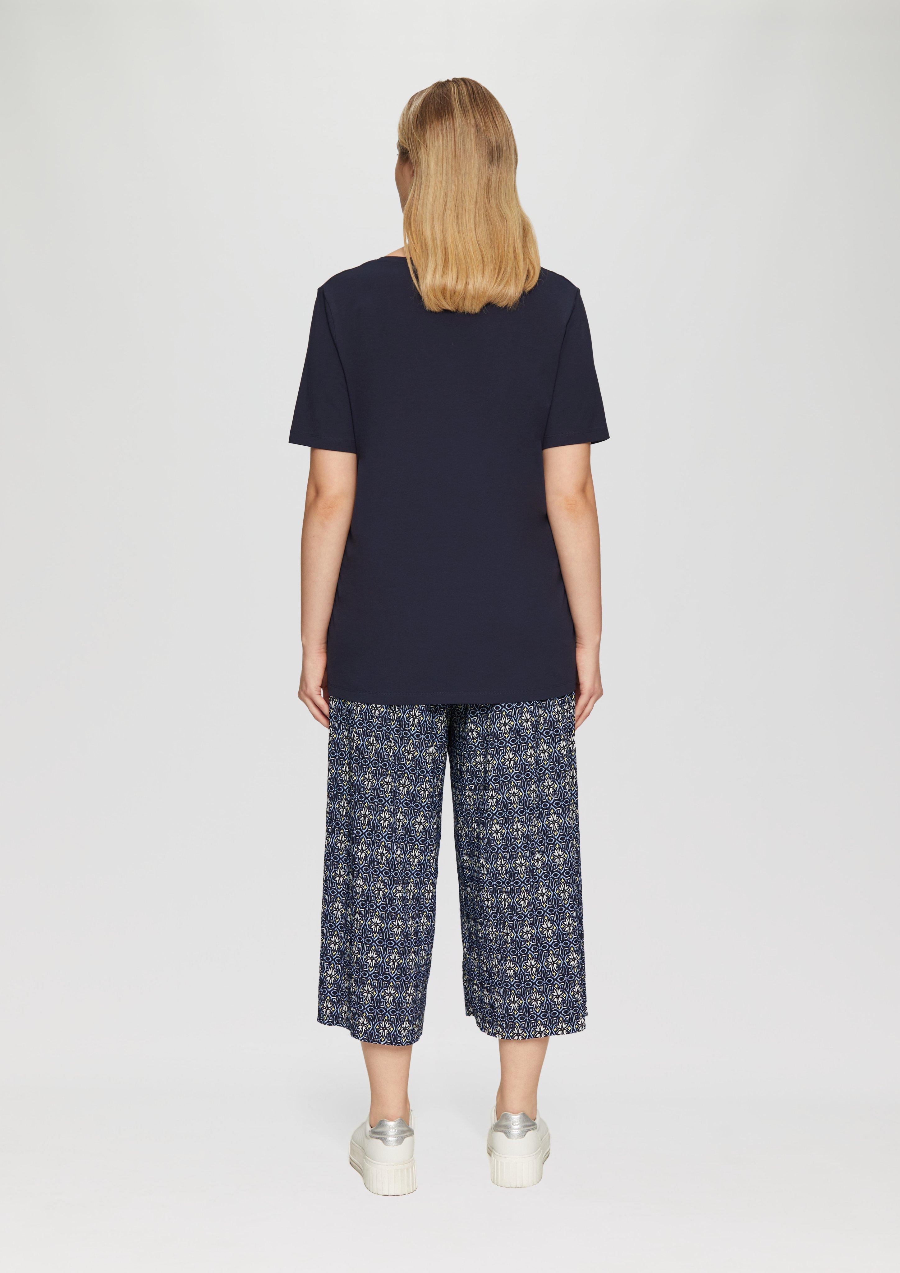 T-shirt in 5959 & 7774