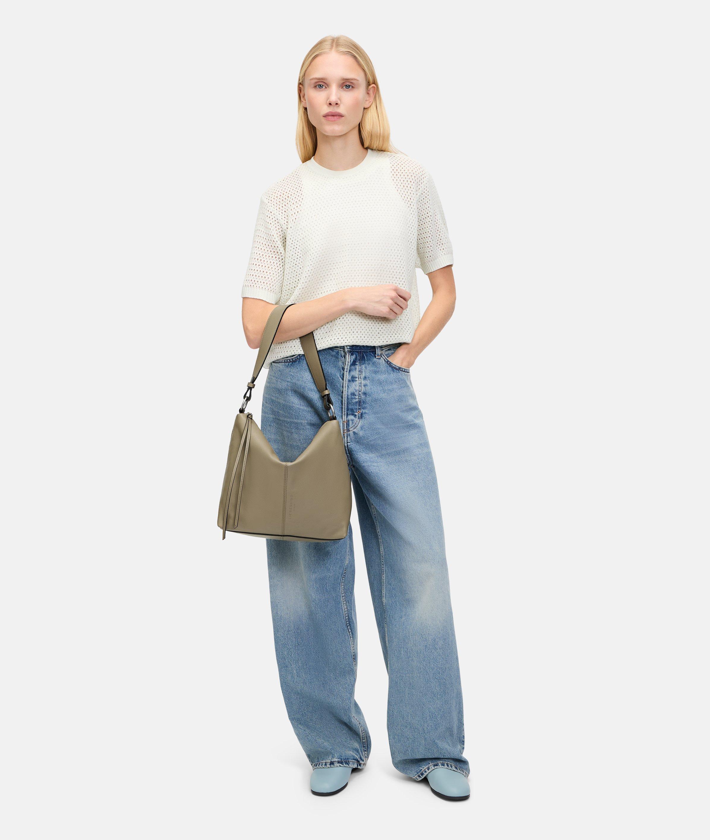 Aissa Hobo M in olive