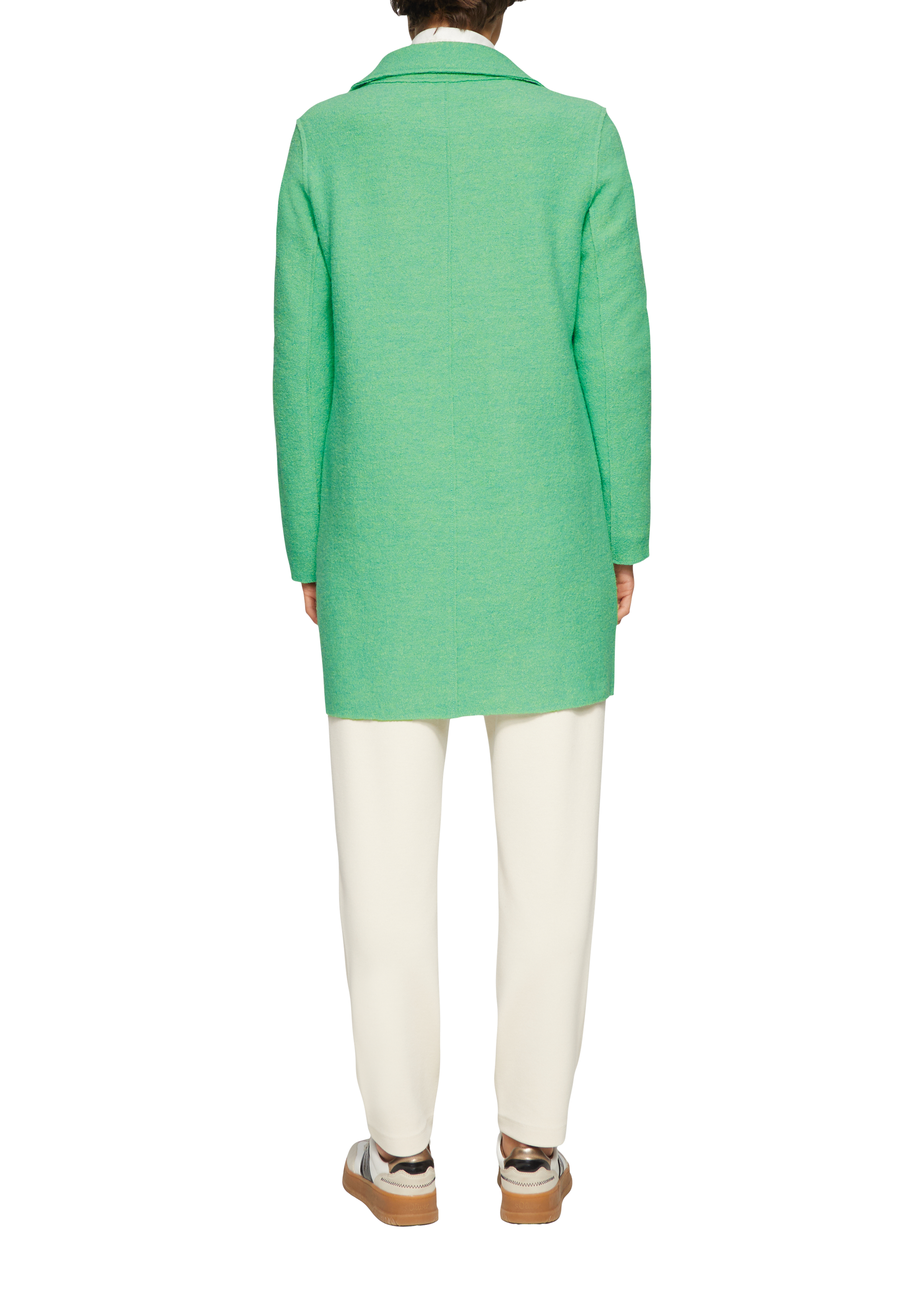 Thumbnail - Outdoor-Mantel