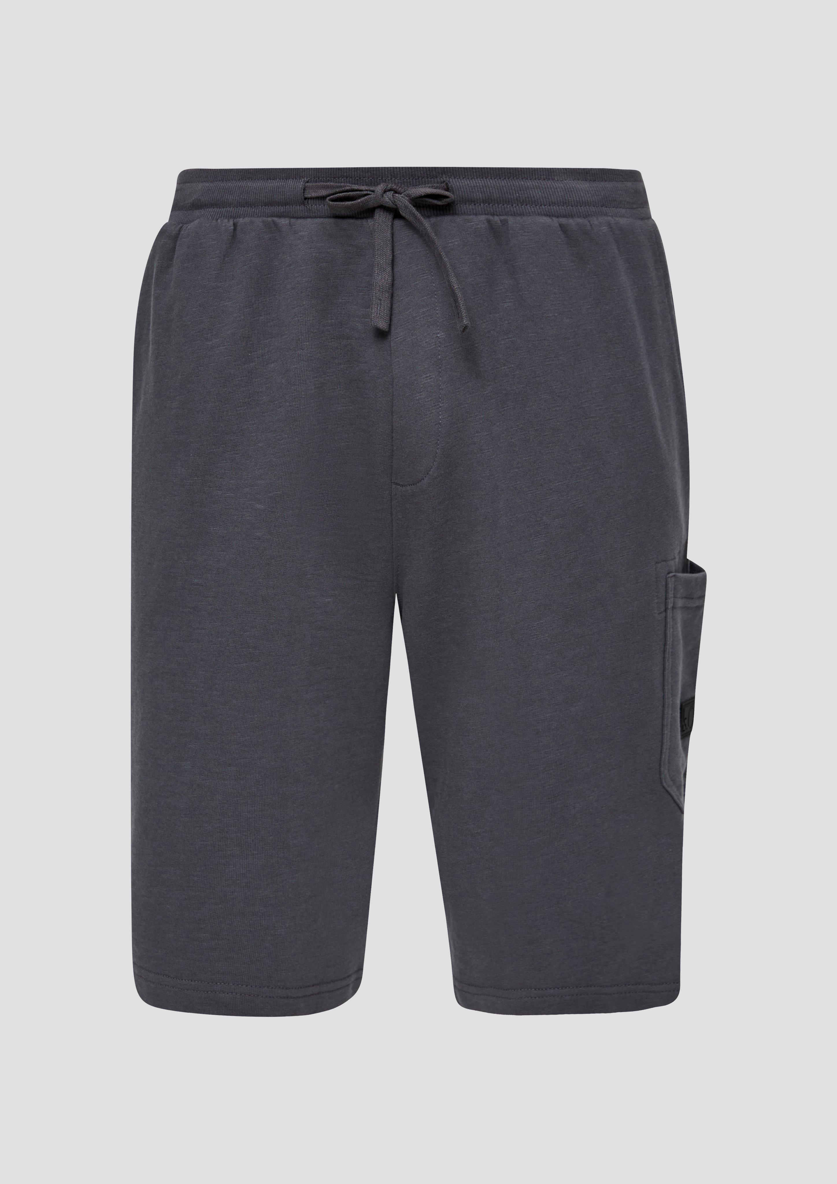 s.Oliver - Lässige Sweatshorts aus Flammgarn mit Cargotasche, Herren, grau