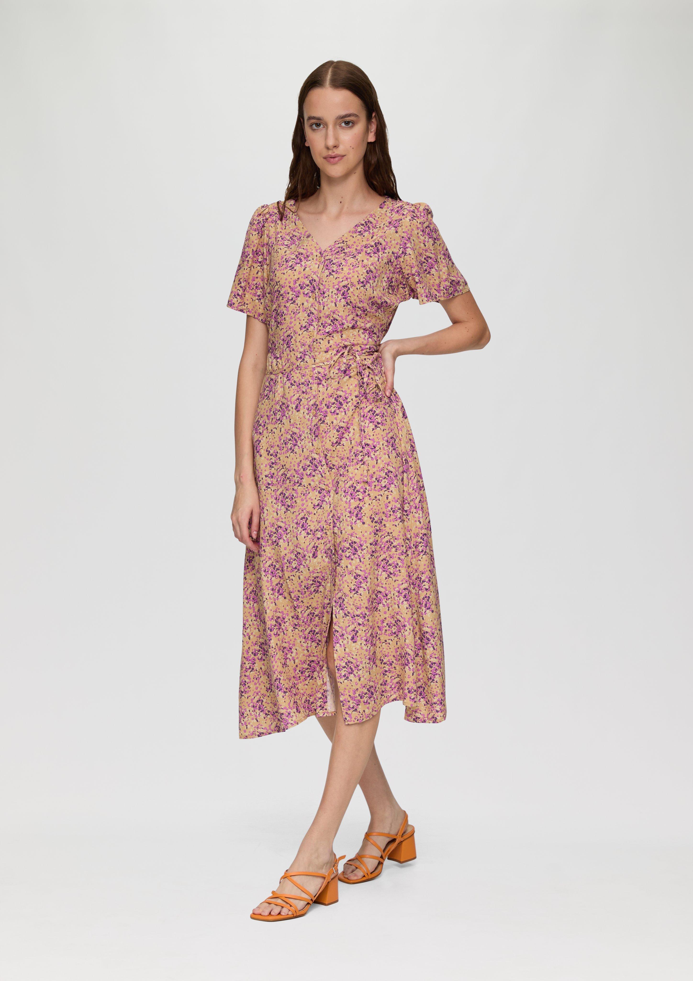 S.Oliver Antailliertes Viskosekleid mit All-over-Print