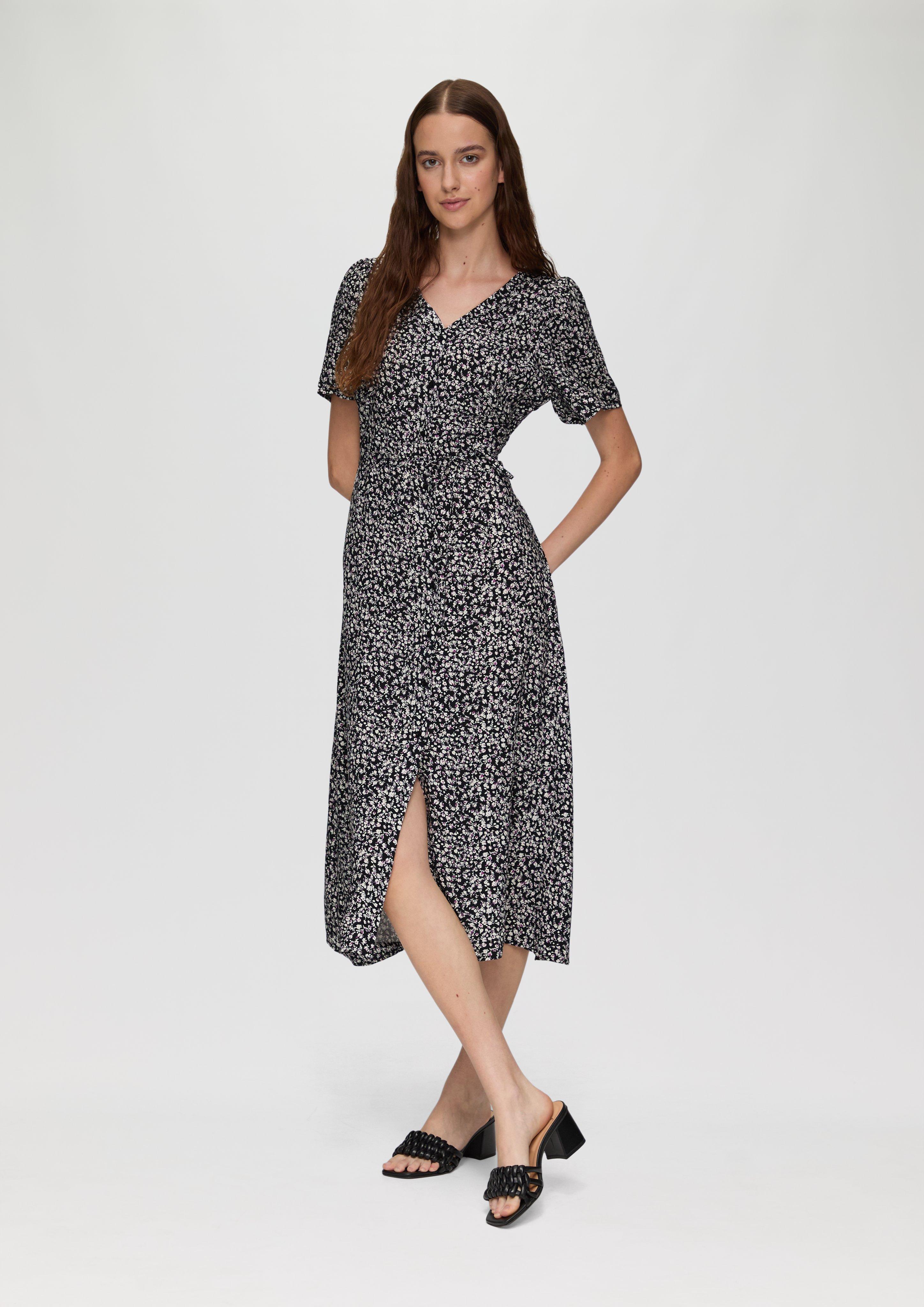 S.Oliver Antailliertes Viskosekleid mit All-over-Print