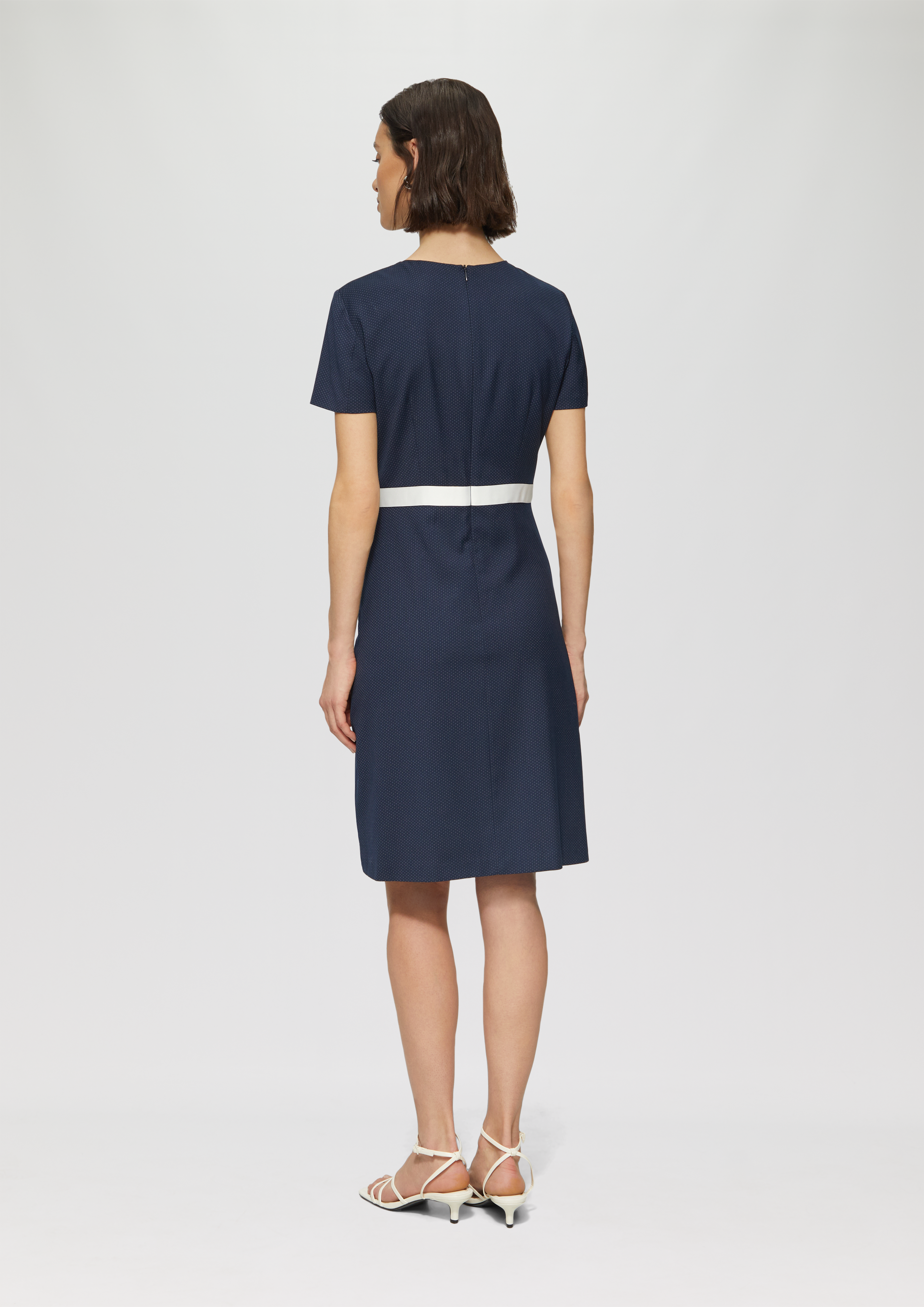 Kleid in 59M0