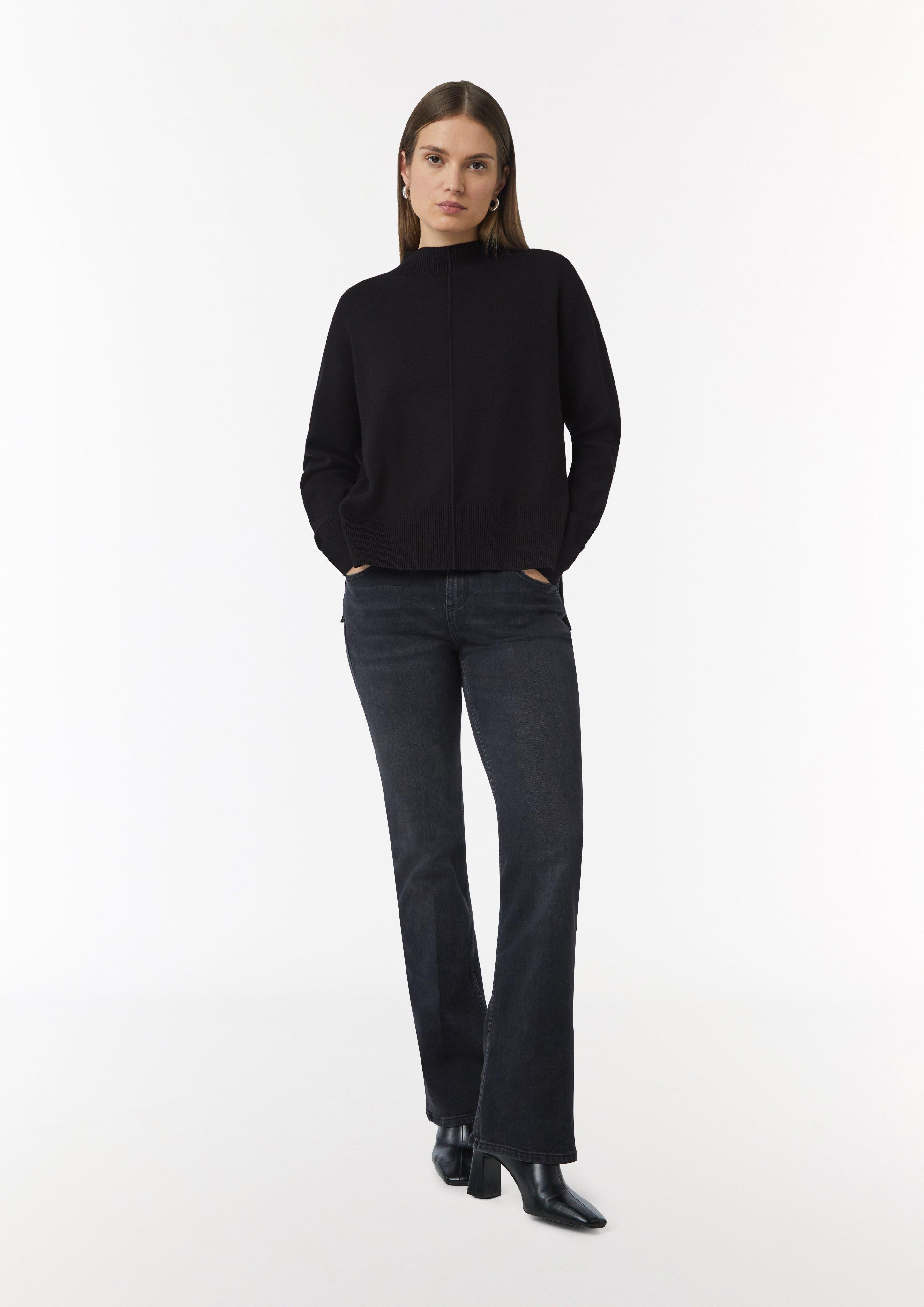 Knitted jumper with side slit hem - Black | SCAYLE