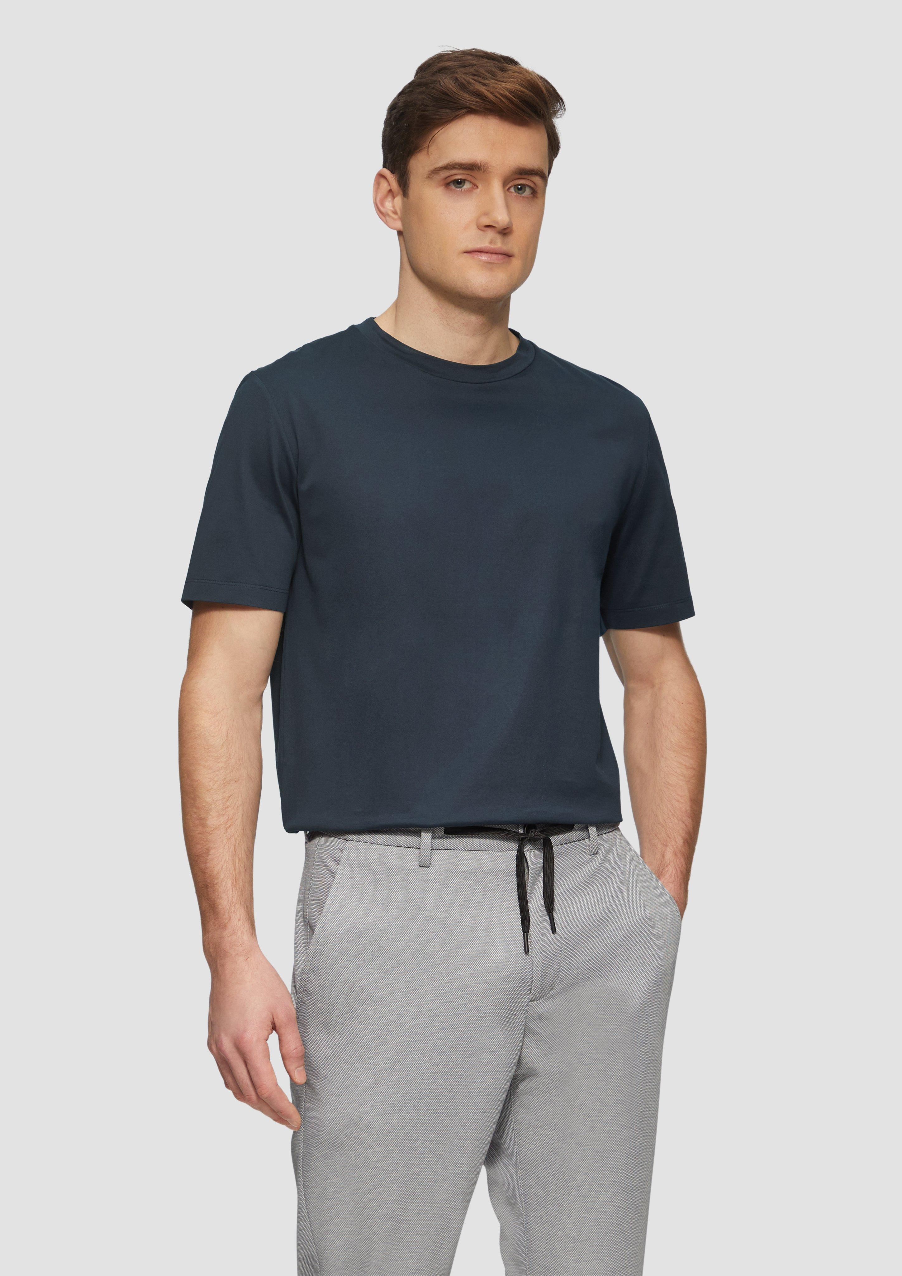 T-Shirt in 5978, 6322, 0100 & 7840