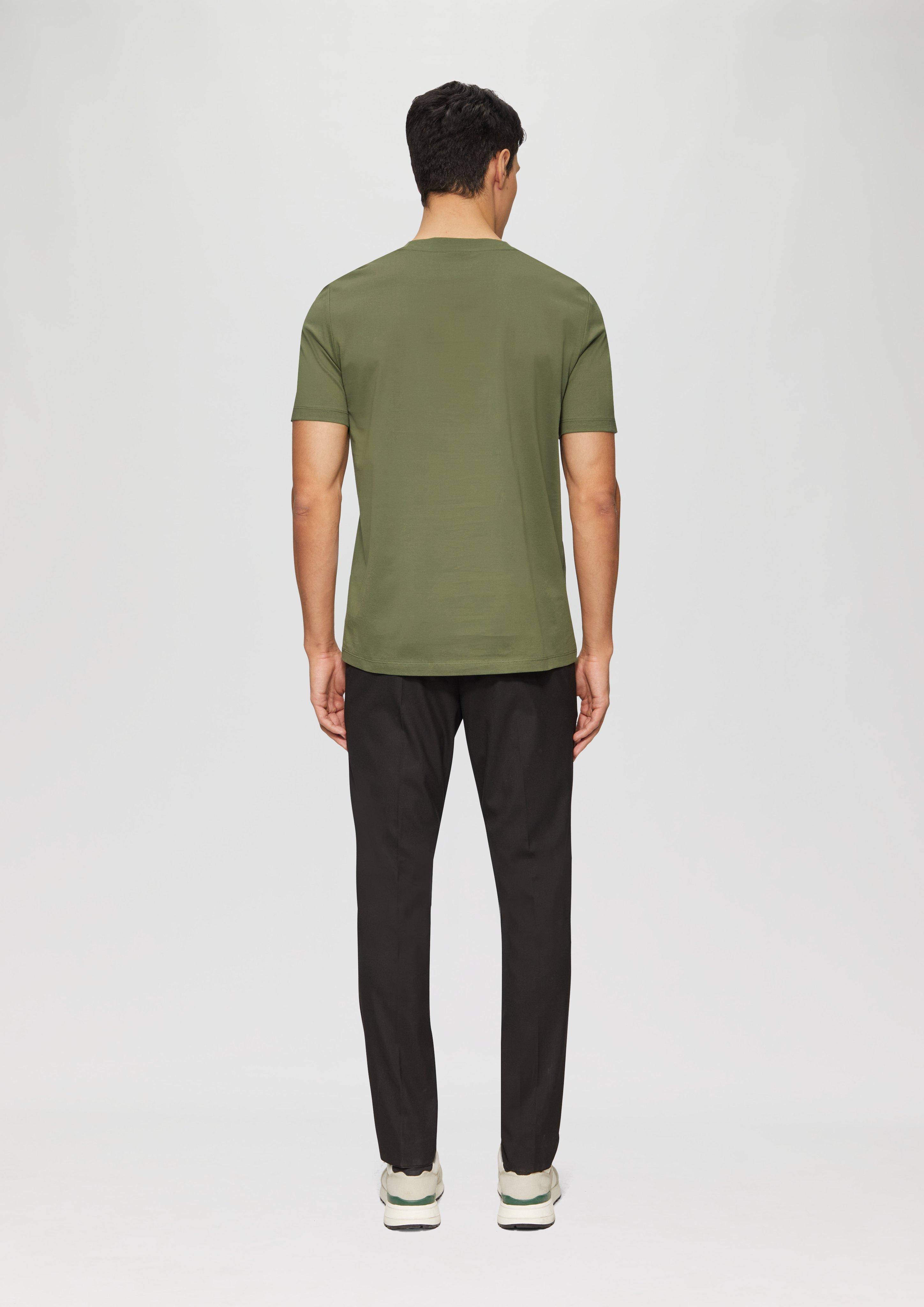 T-Shirt in 7840, 6322, 0100 & 5978