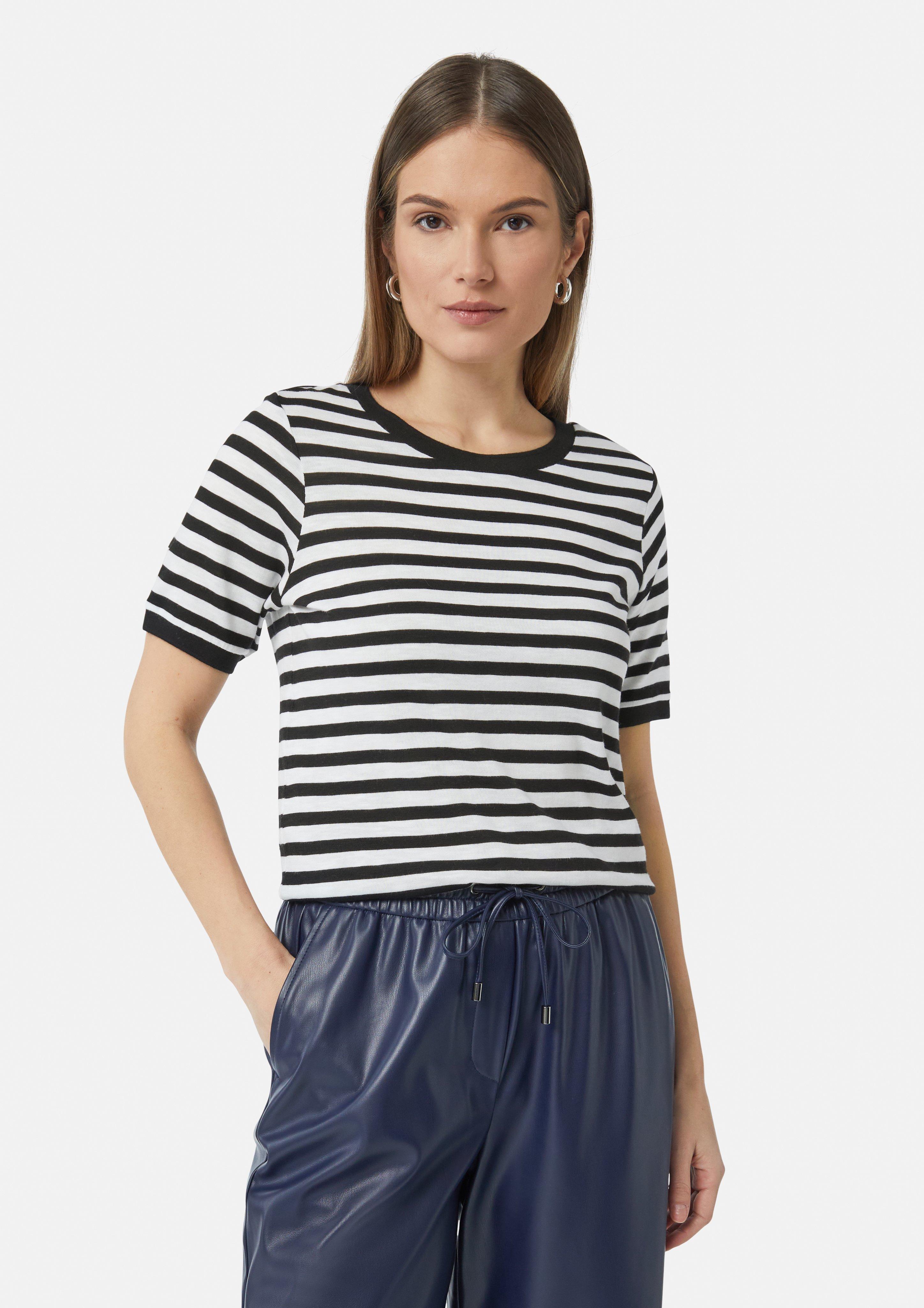 T-Shirt in 99G0 & 40G0