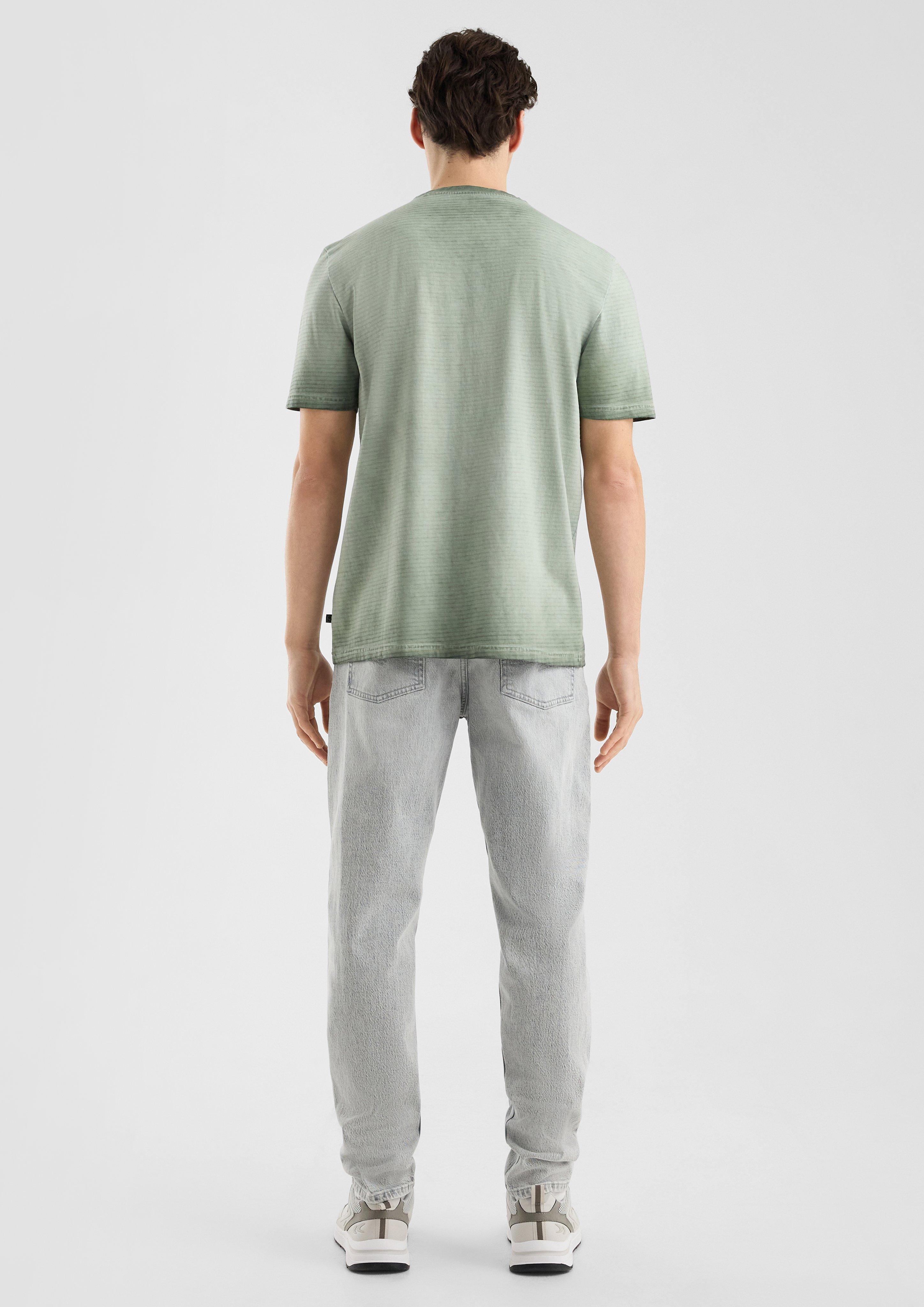 T-shirt in 7928 & 5529