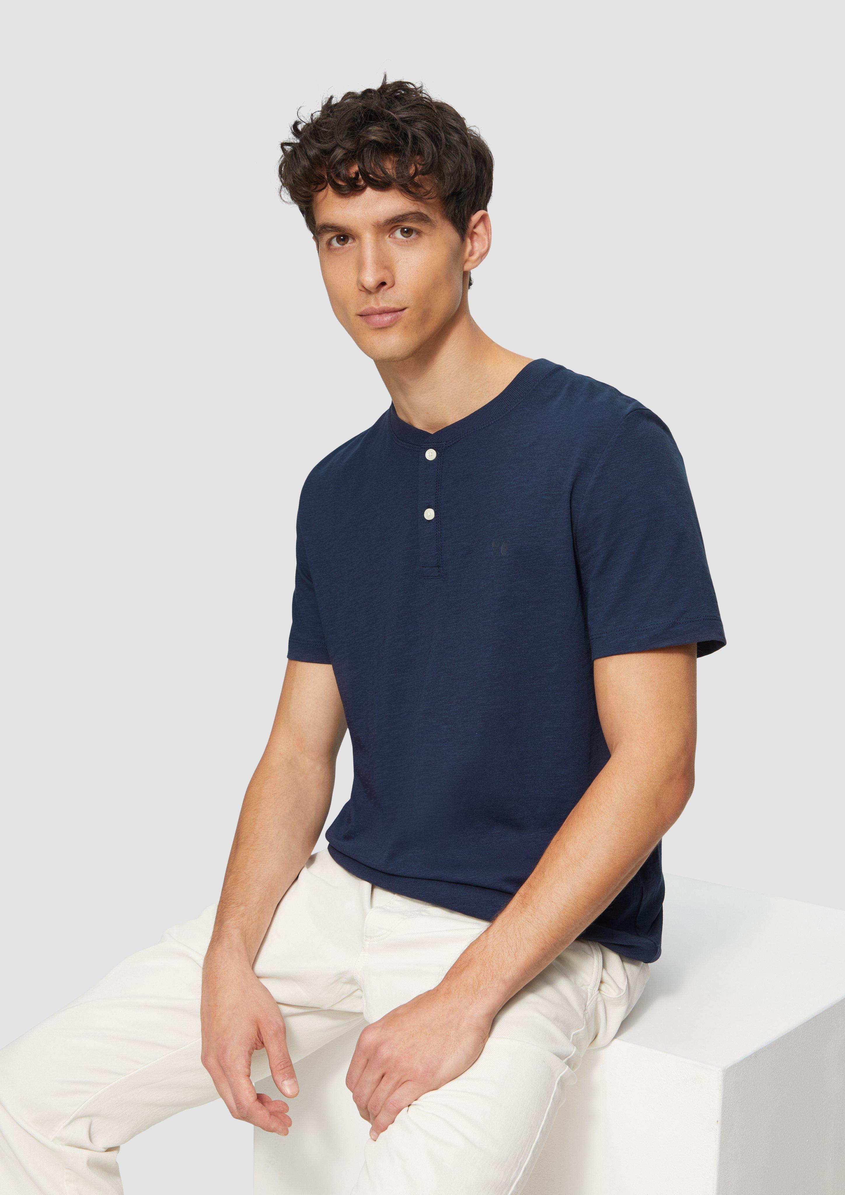 T-Shirt in 5852, 6259, 9999 & 0120