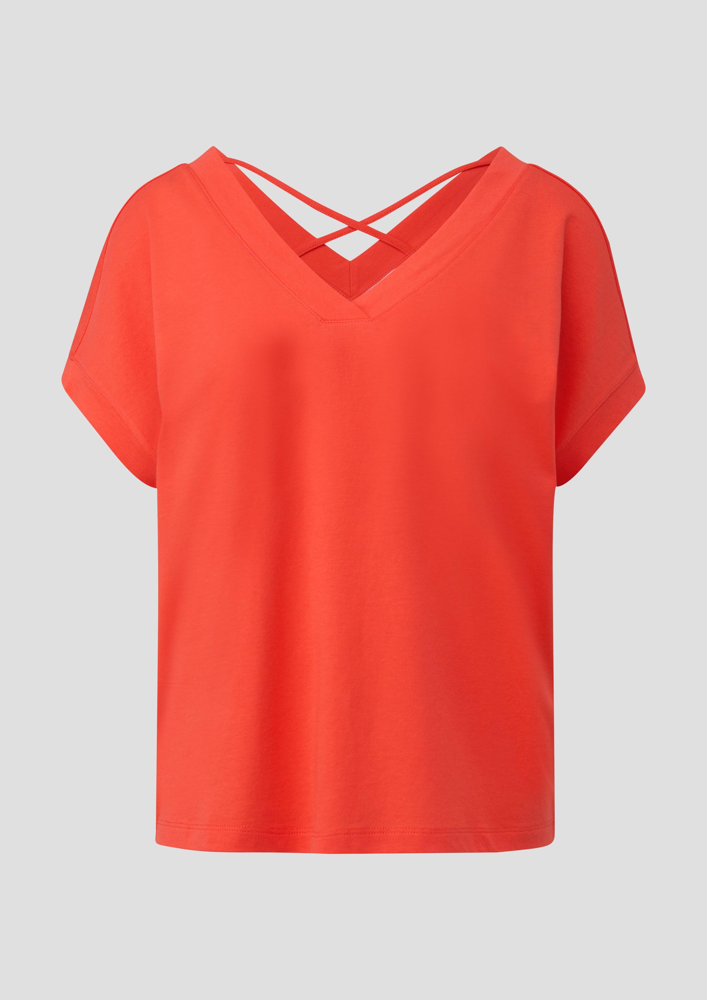 Thumbnail - s.Oliver - Relaxed-Fit-Shirt mit V-Ausschnitt und gekreuztem Riemen-Detail am Rücken, Damen, Orange