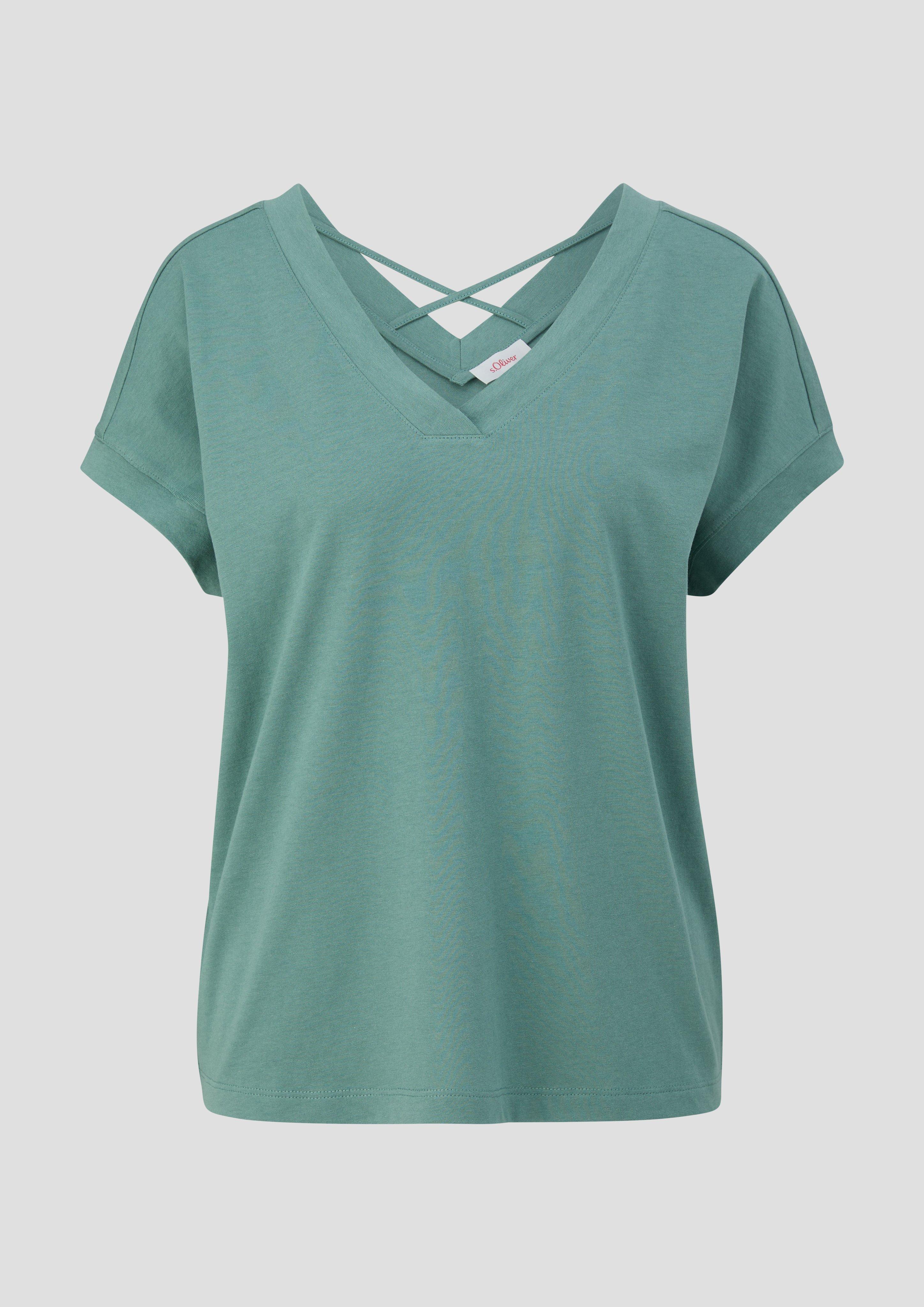 Thumbnail - s.Oliver - Relaxed-Fit-Shirt mit V-Ausschnitt und gekreuztem Riemen-Detail am Rücken, Damen, Blau