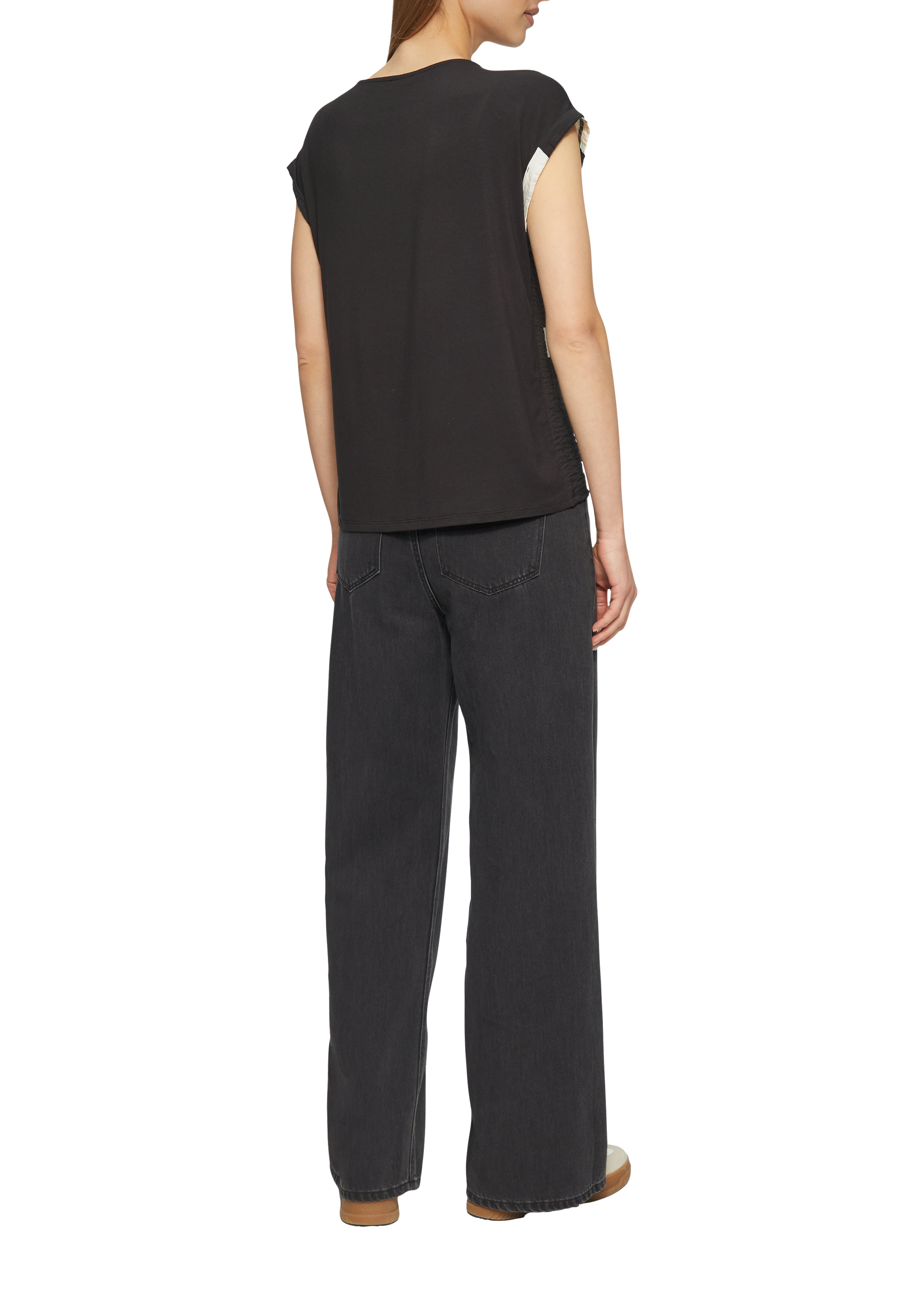 Thumbnail - T-Shirt