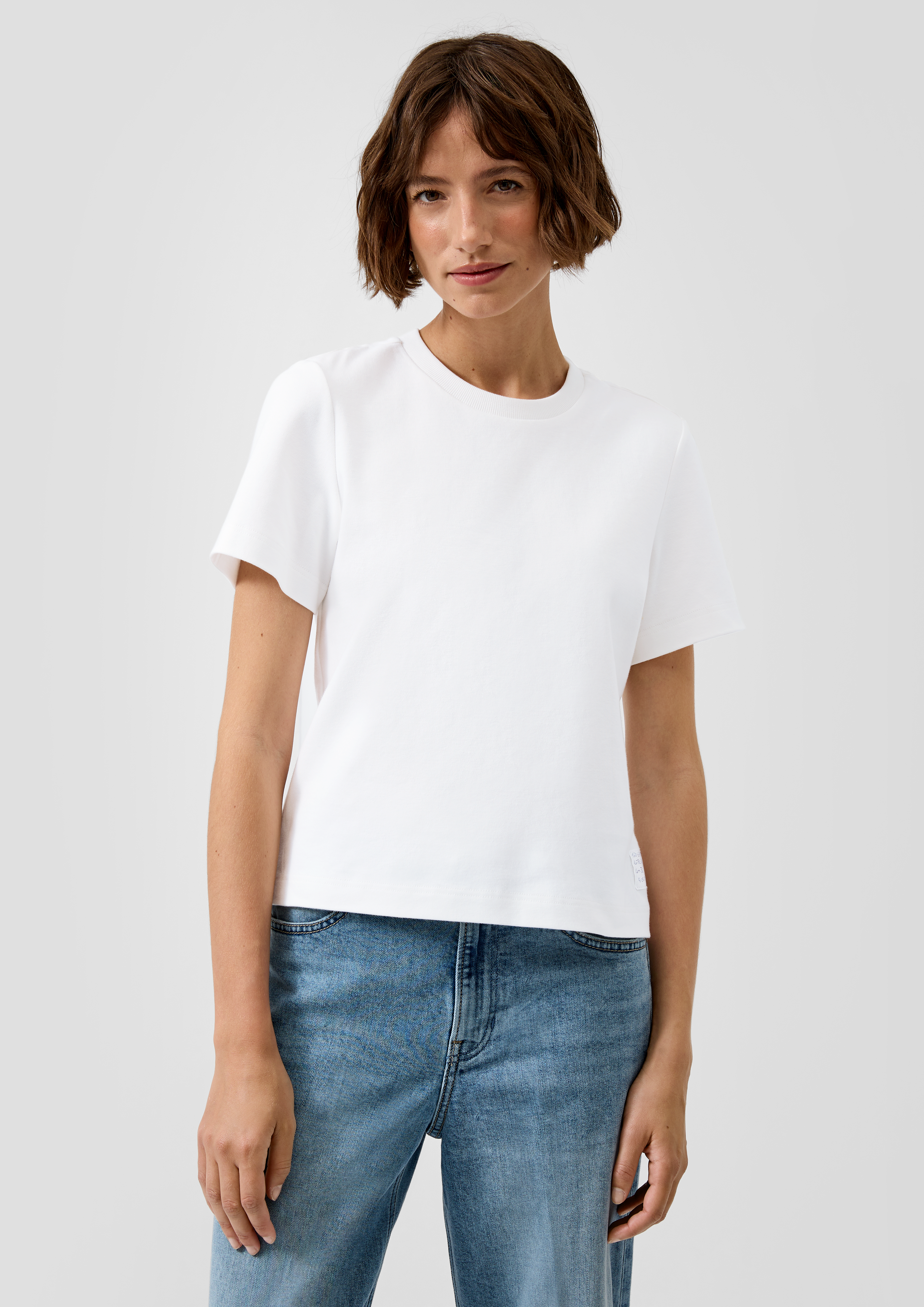 T-shirt in 0100, 9999, 5513, 3090, 5083, 4101, 6933, 5527 &amp; 3902