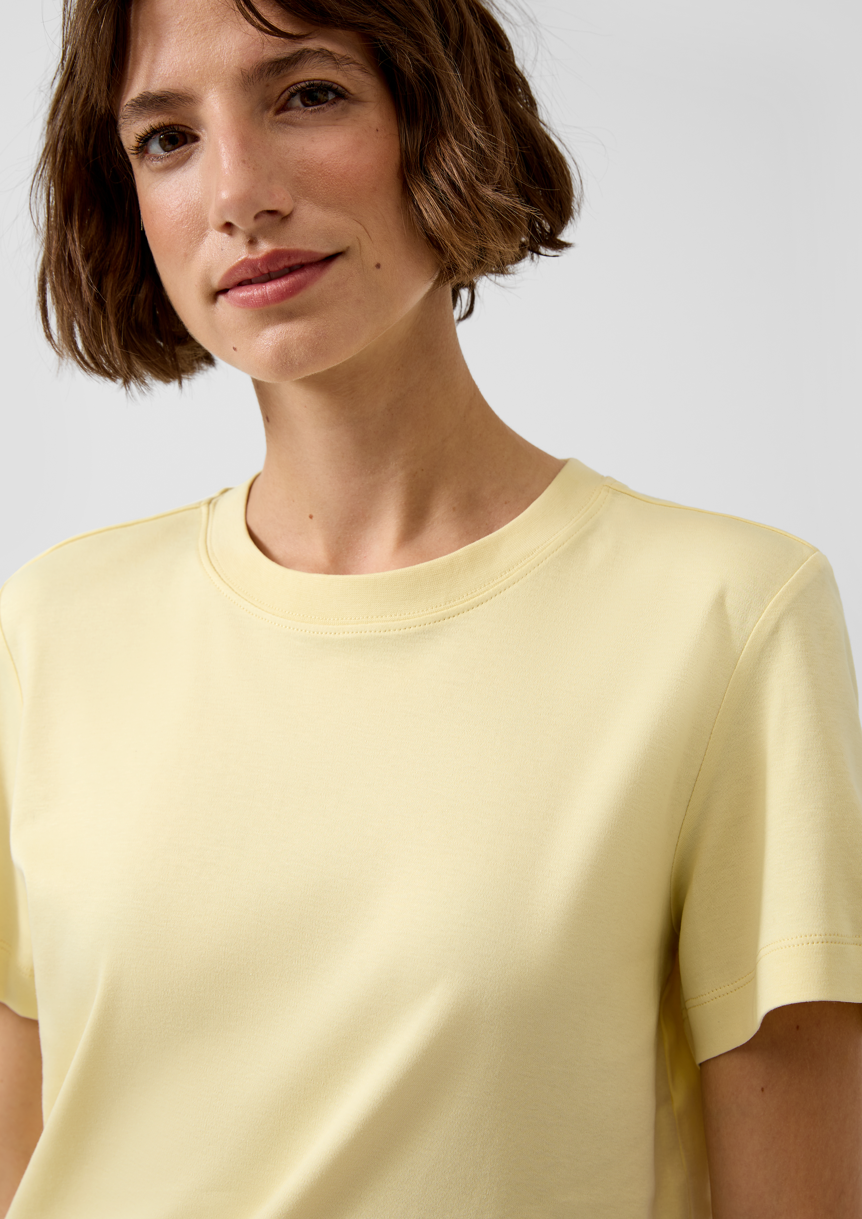 T-Shirt in 1015, 9999, 5513, 3090, 5083, 4101, 0100, 6933, 5527 & 3902