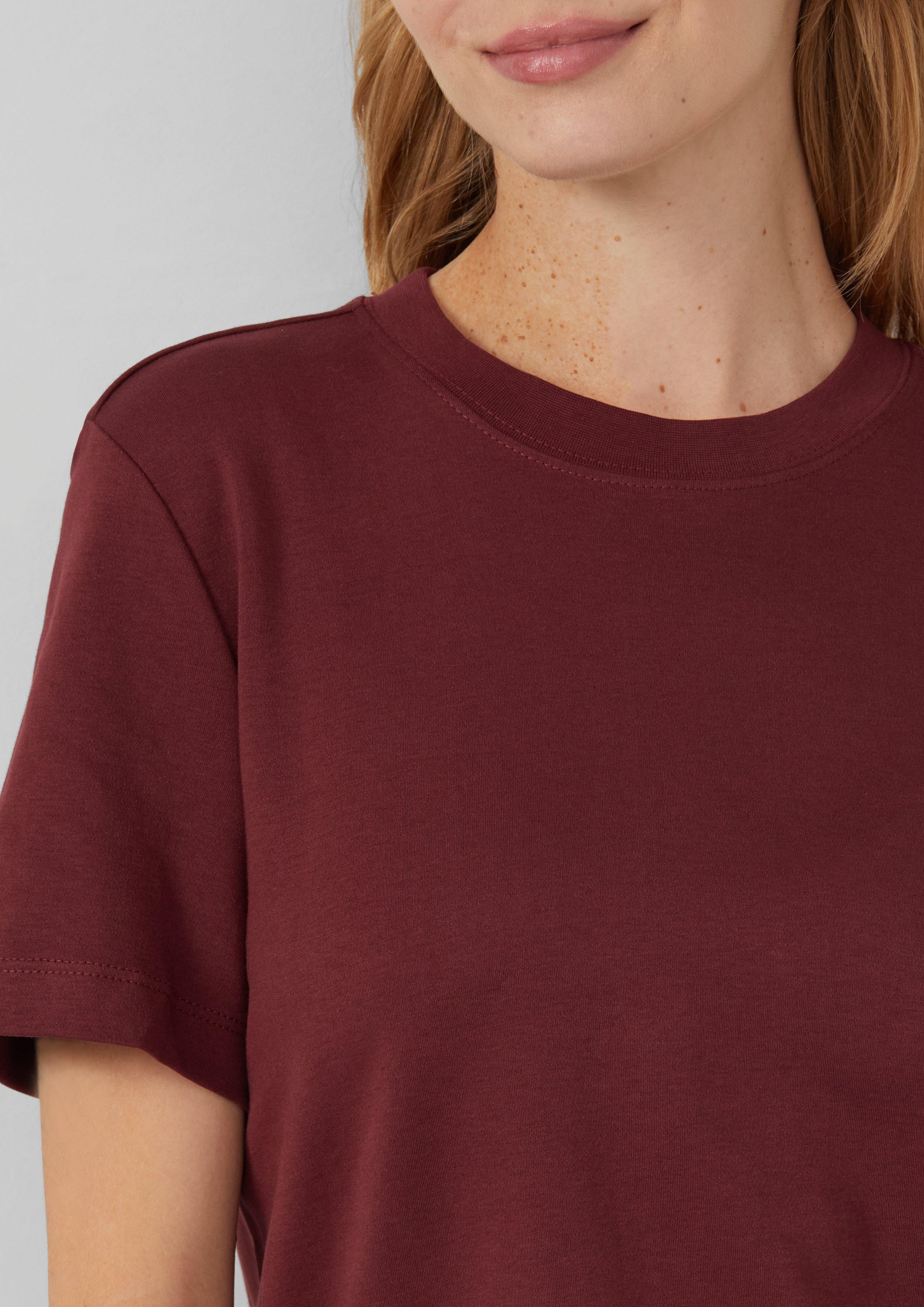 Majica in 3902, 9999, 5513, 3090, 5083, 4101, 0100, 6933 & 5527