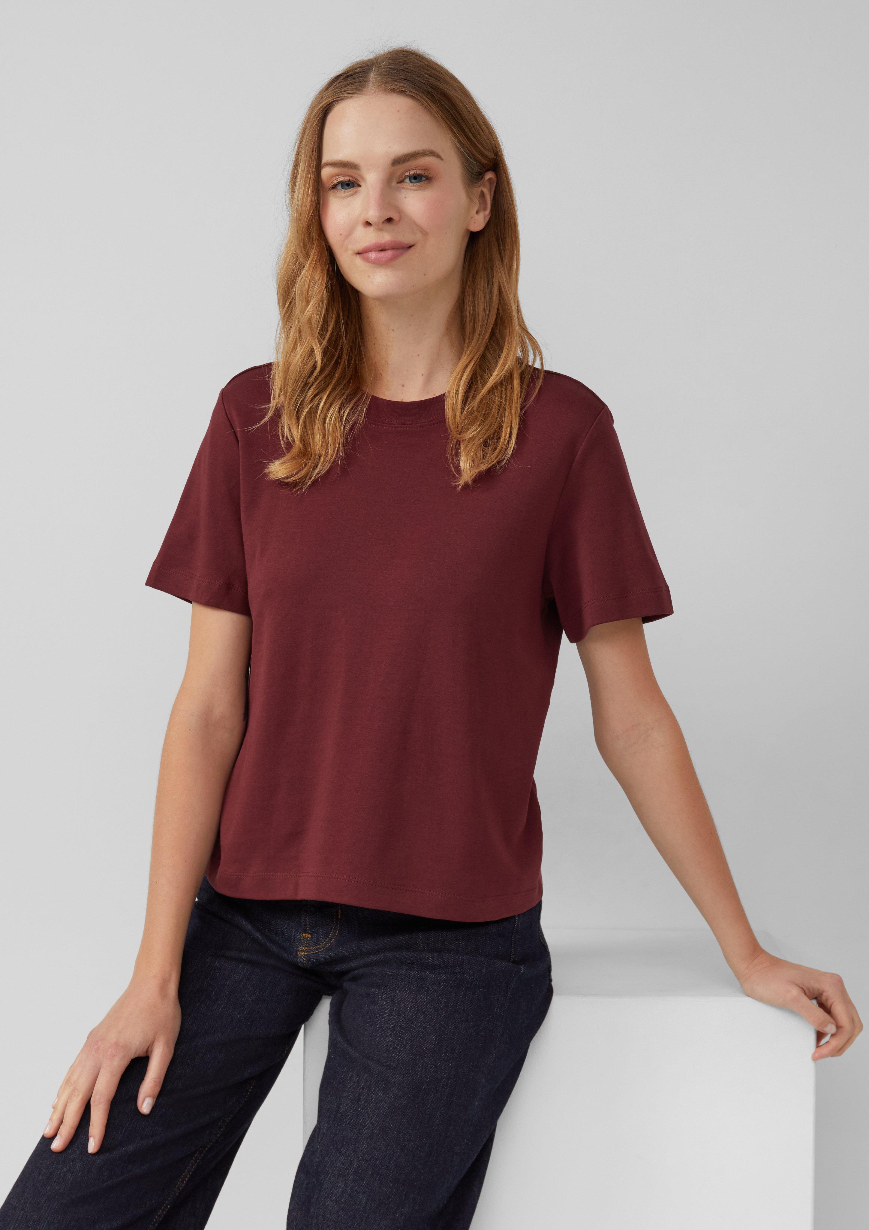 Majica in 3902, 9999, 5513, 3090, 5083, 4101, 0100, 6933 & 5527