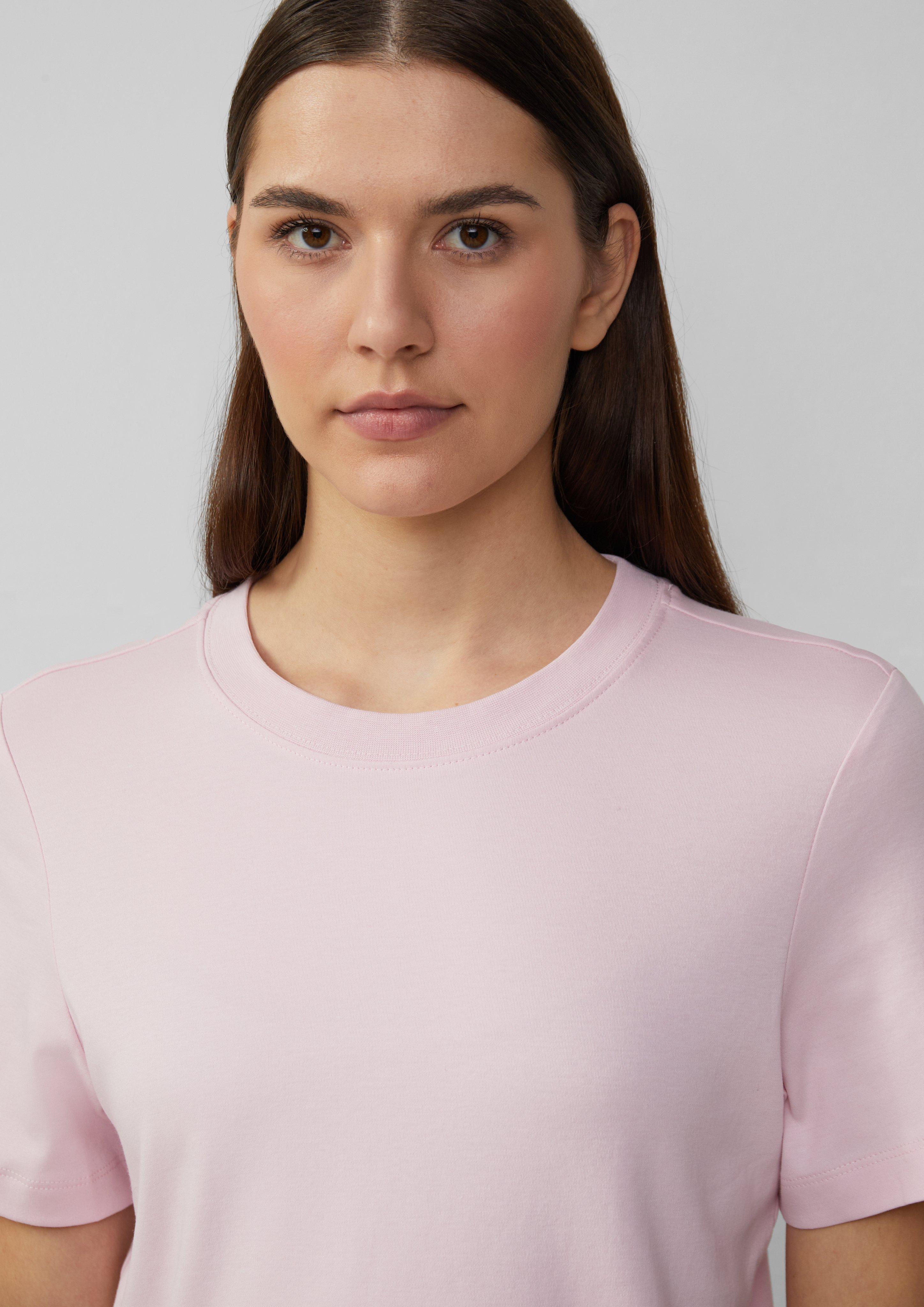 T-shirt in 4101, 9999, 5513, 3090, 5083, 0100, 6933, 5527 & 3902