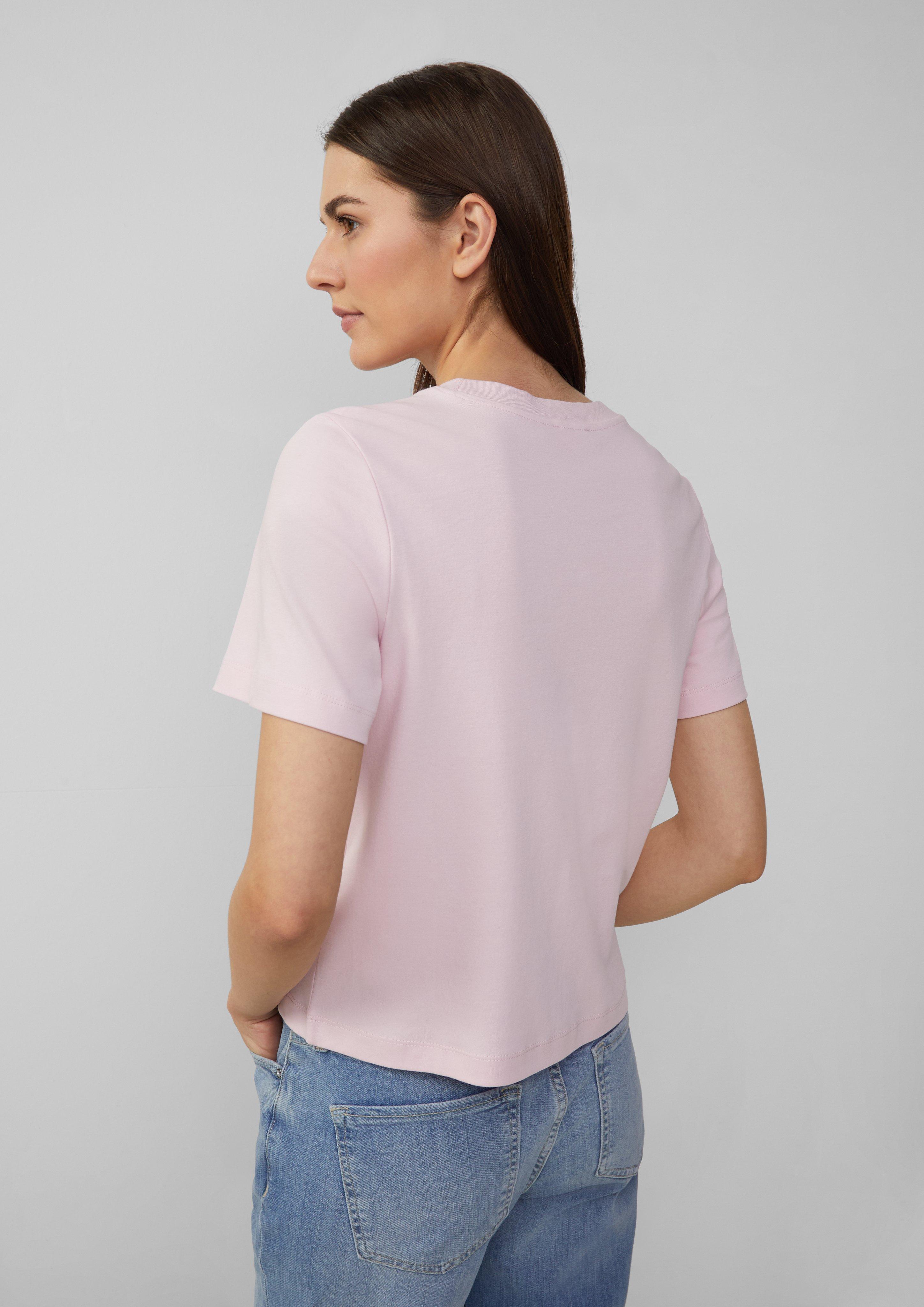 T-shirt in 4101, 9999, 5513, 3090, 5083, 0100, 6933, 5527 & 3902