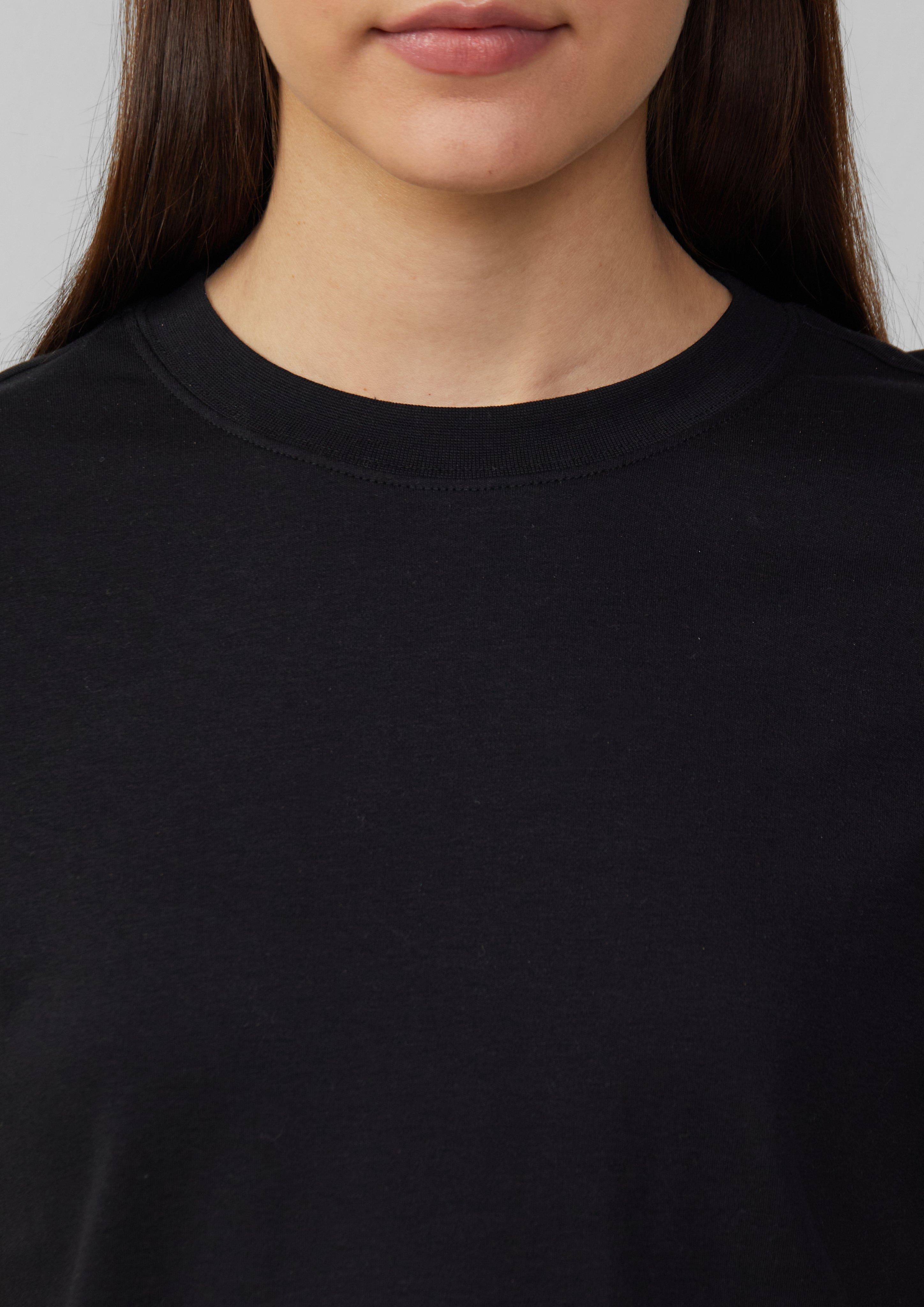 T-shirt in 9999, 5513, 3090, 5083, 4101, 0100, 6933, 5527 & 3902