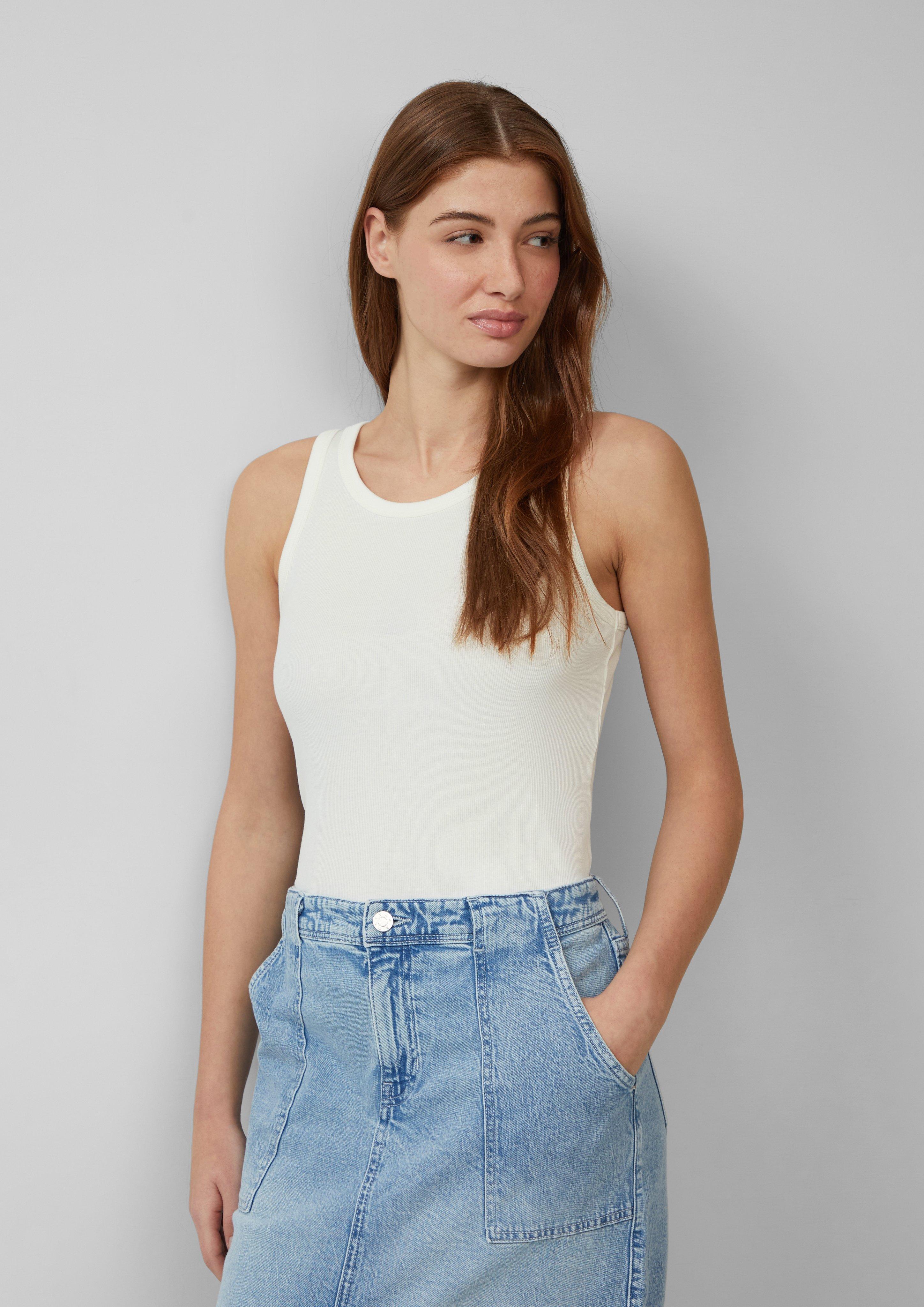 T-Shirt in 0210, 02G1, 9999, 81H1 & 8100