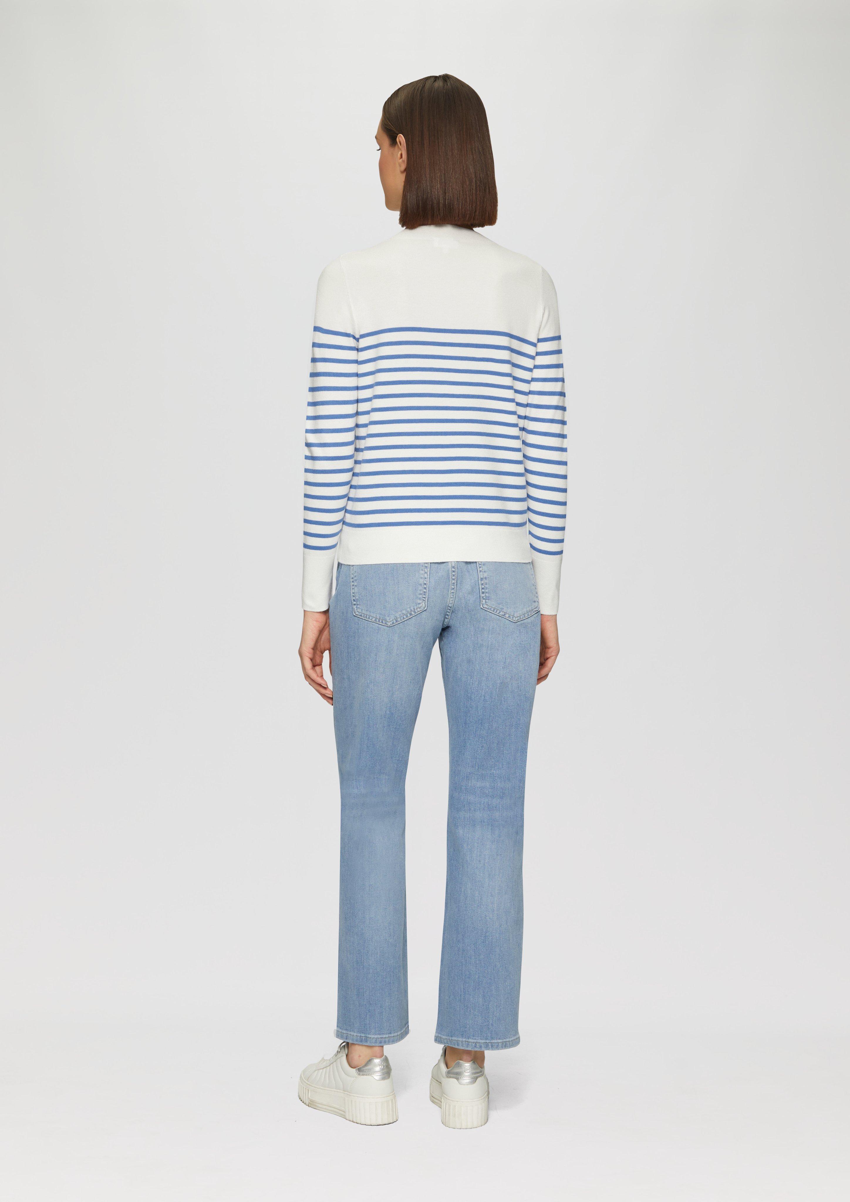 Pull en maille in 55G1, 73G1, 99G1 & 02G1