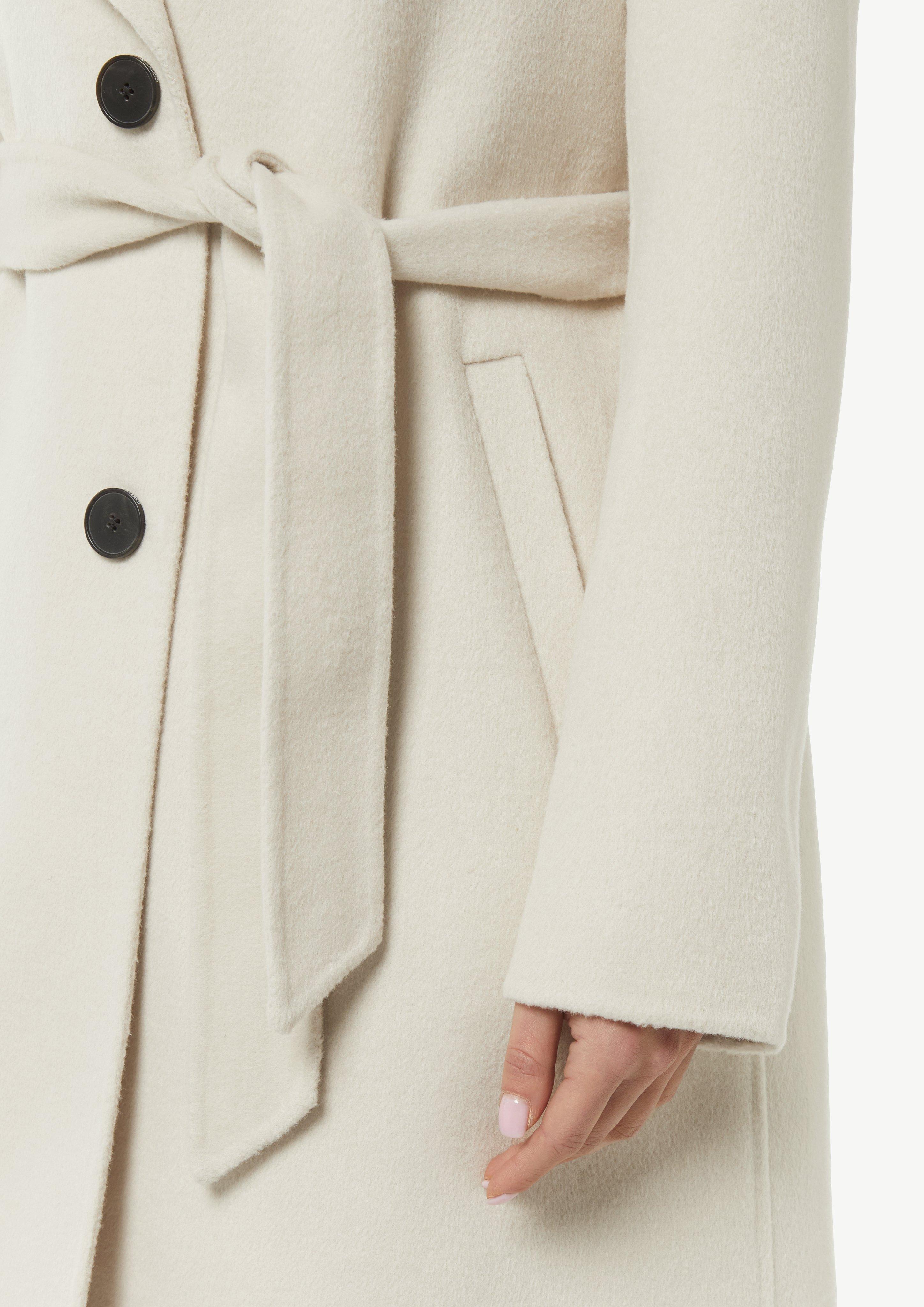 Outdoor coat in 8007, 7615 & 5084