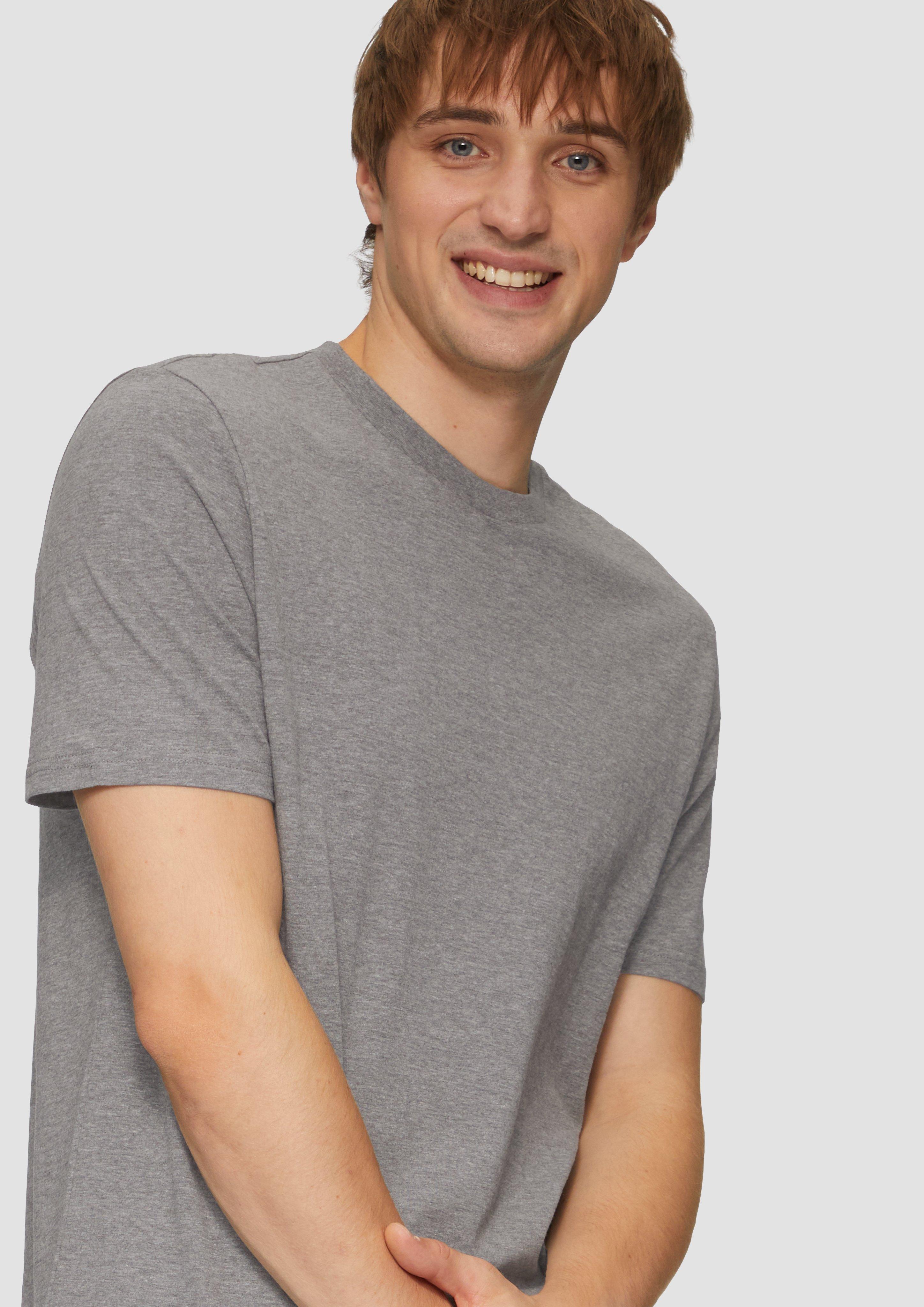 T-shirt in 9730, 5445 & 8596