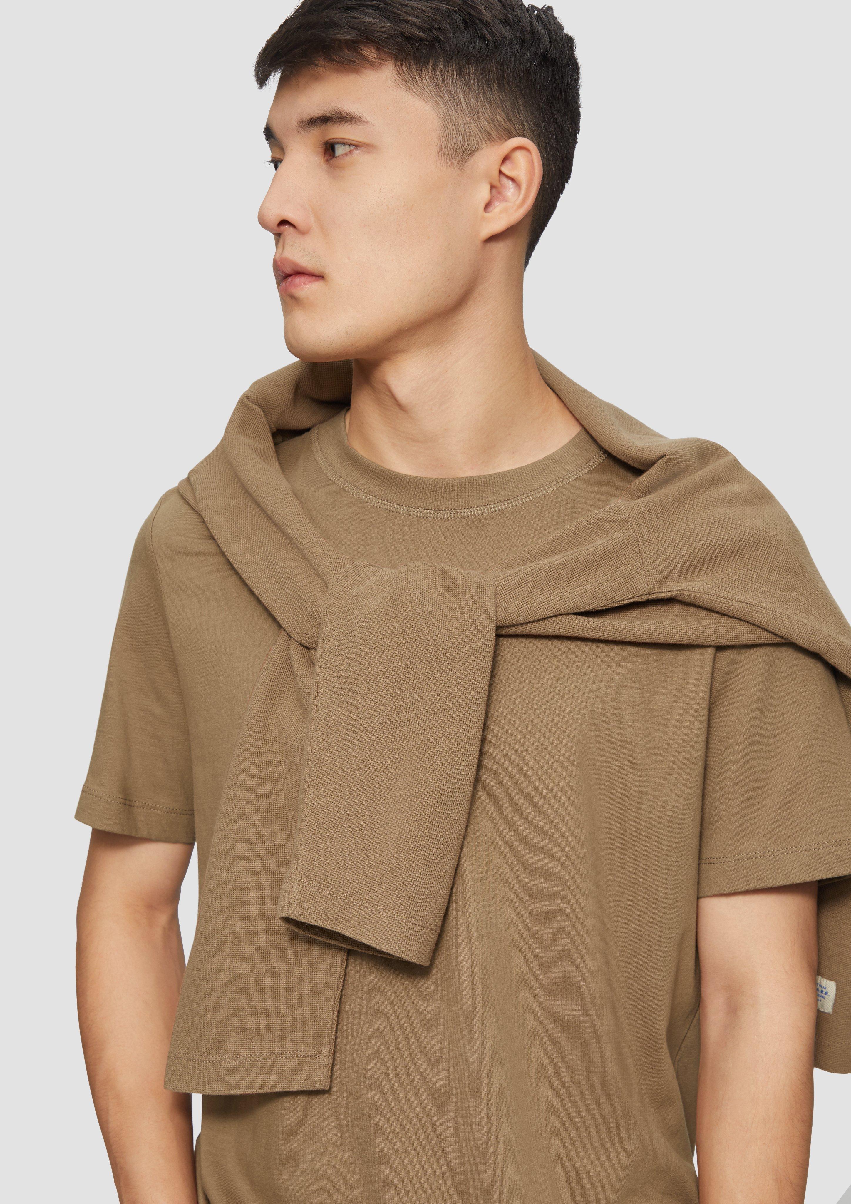 T-shirt in 8483, 5302, 5852, 5510, 0330 & 4291