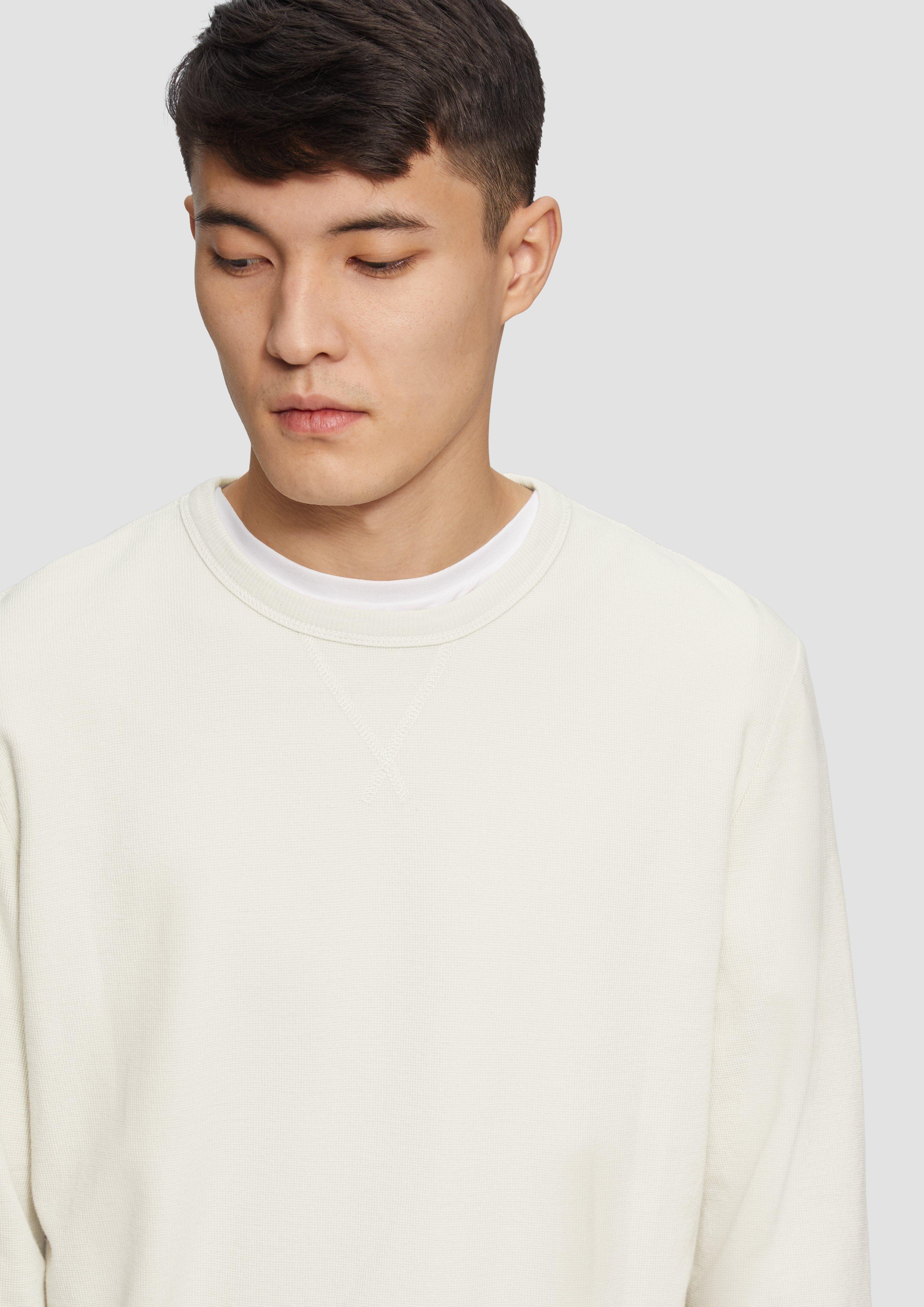 T-Shirt in 0330, 5852, 4291 & 8483