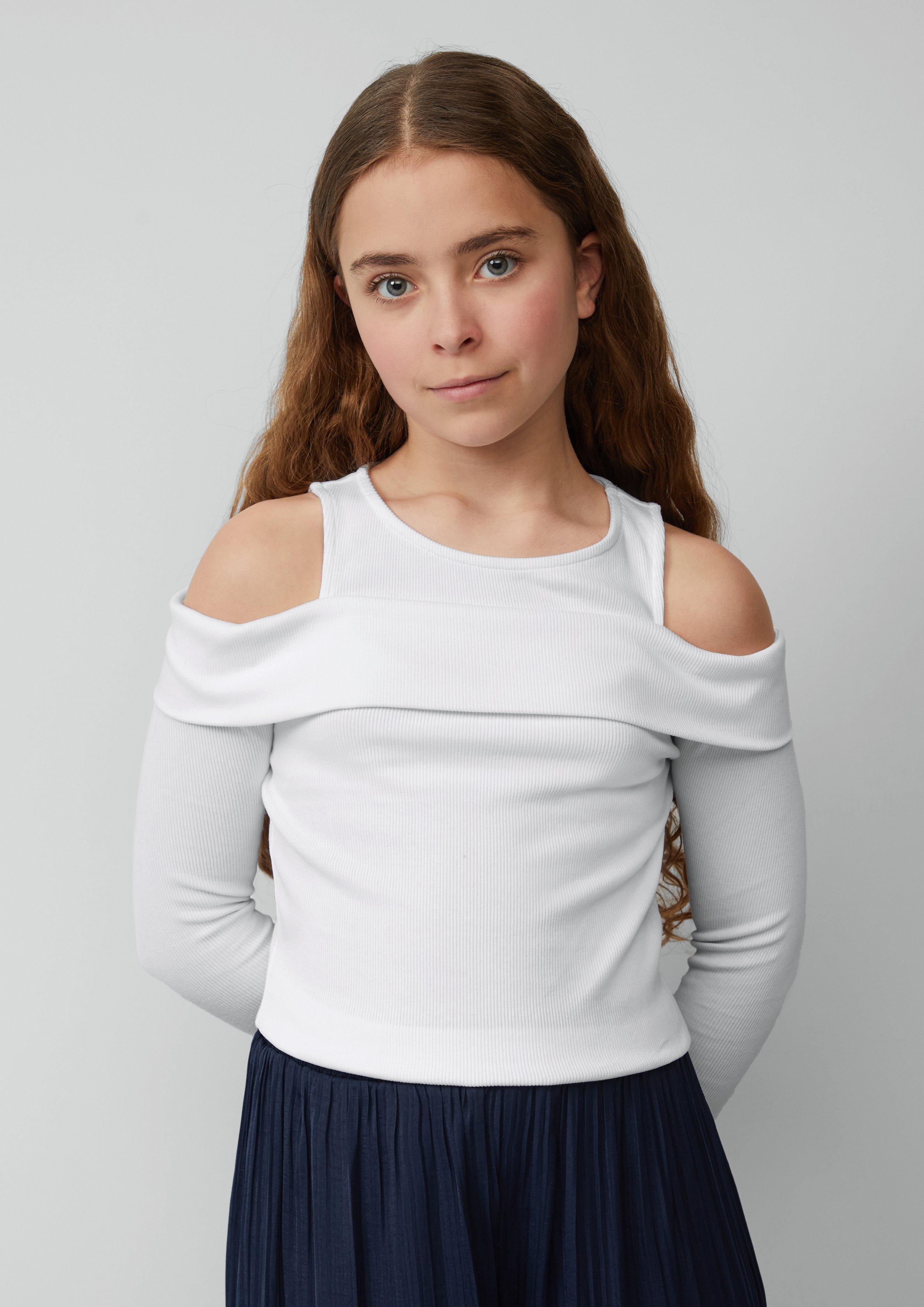 T-shirt in 0100, 5952 & 53A1