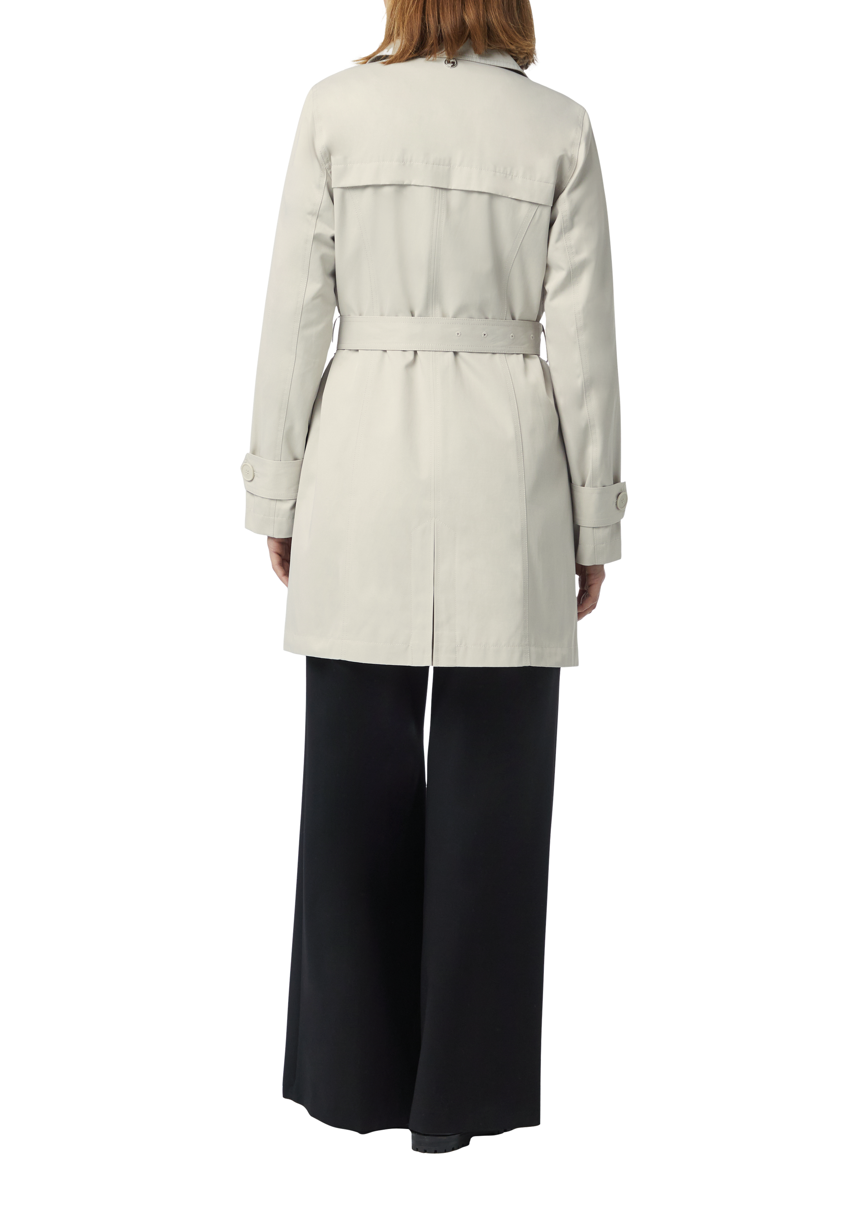 Thumbnail - Outdoor-Mantel