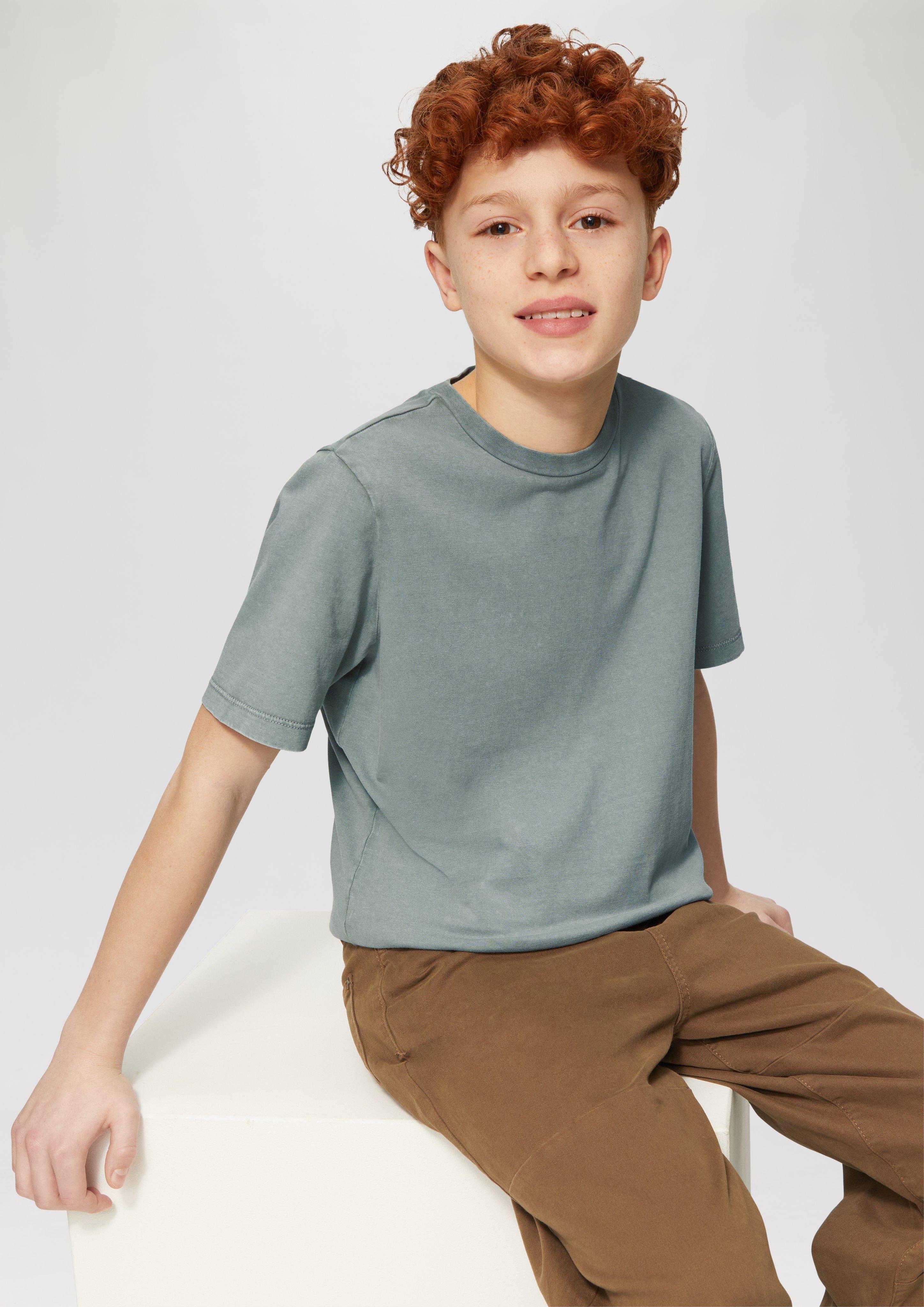 T-Shirt in 9155, 5482, 7238 & 0075