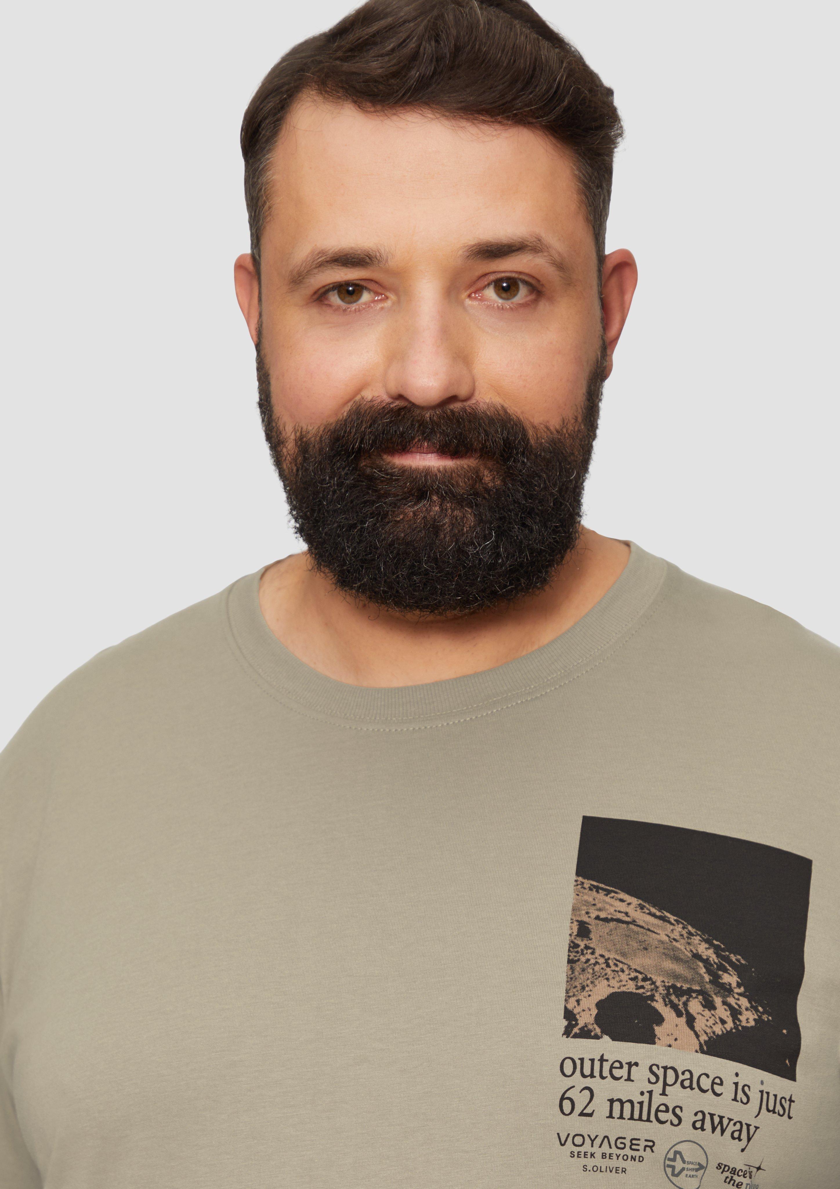 T-shirt in 83D2 & 01D2