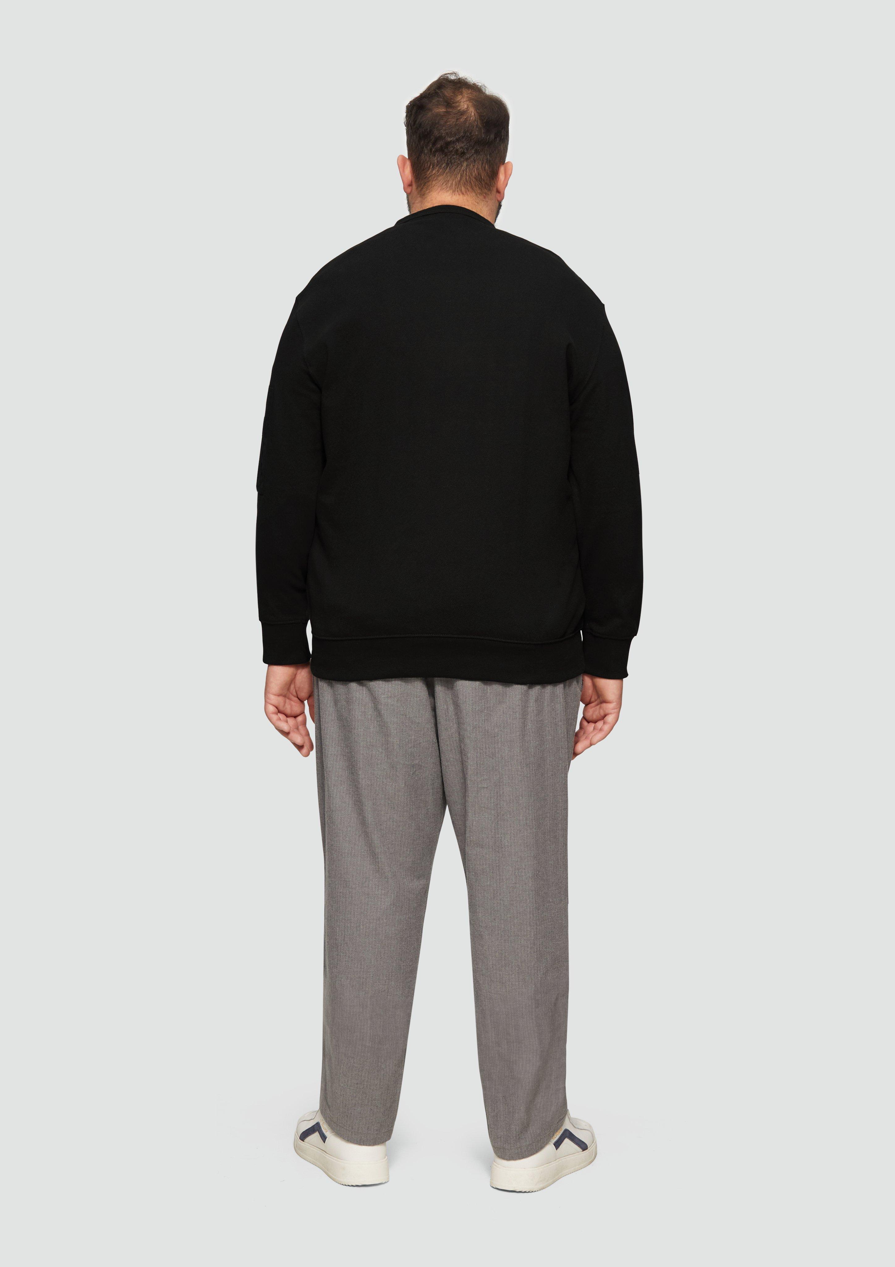 Sweatshirt in 9999 & 6767