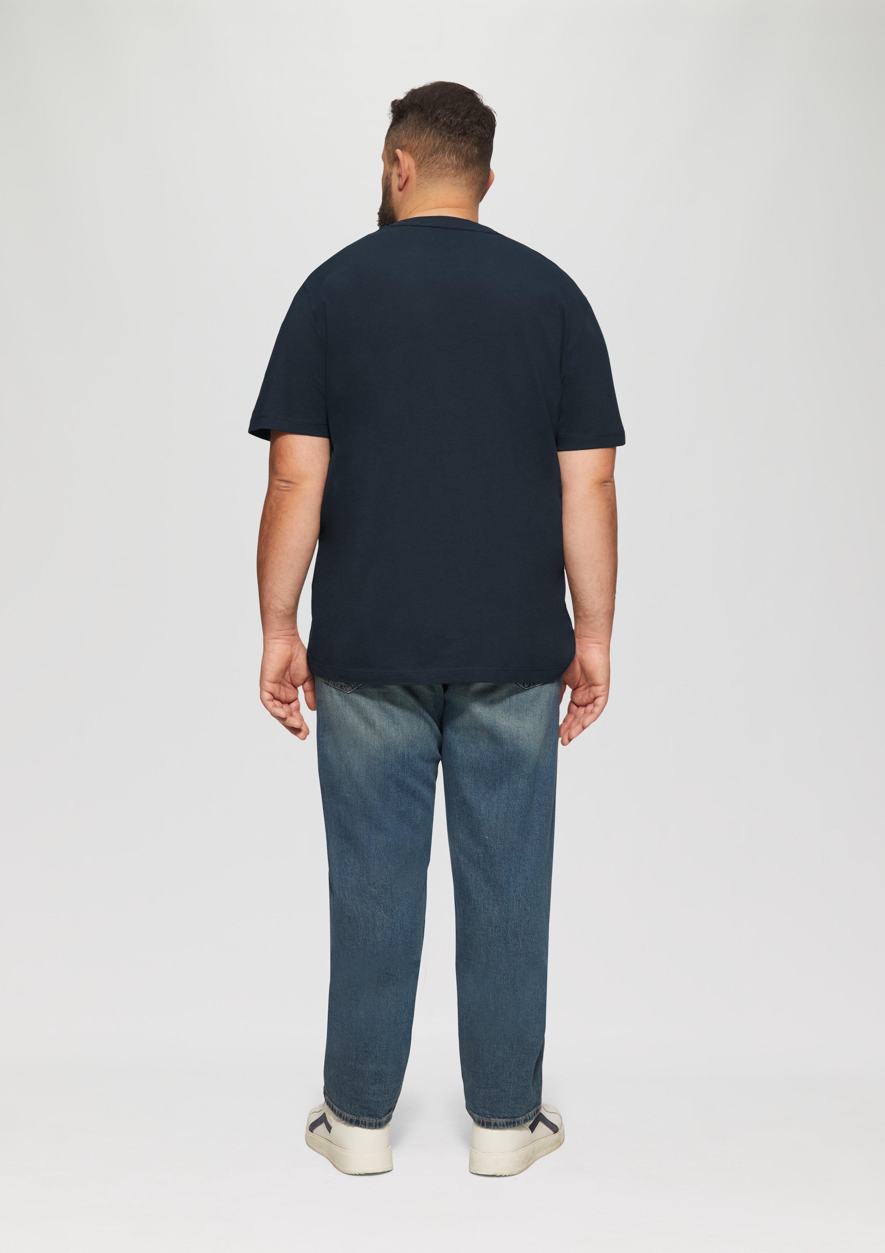 T-shirt in 59D1, 95D2, 01D2, 47D1, 67D1 & 59D2