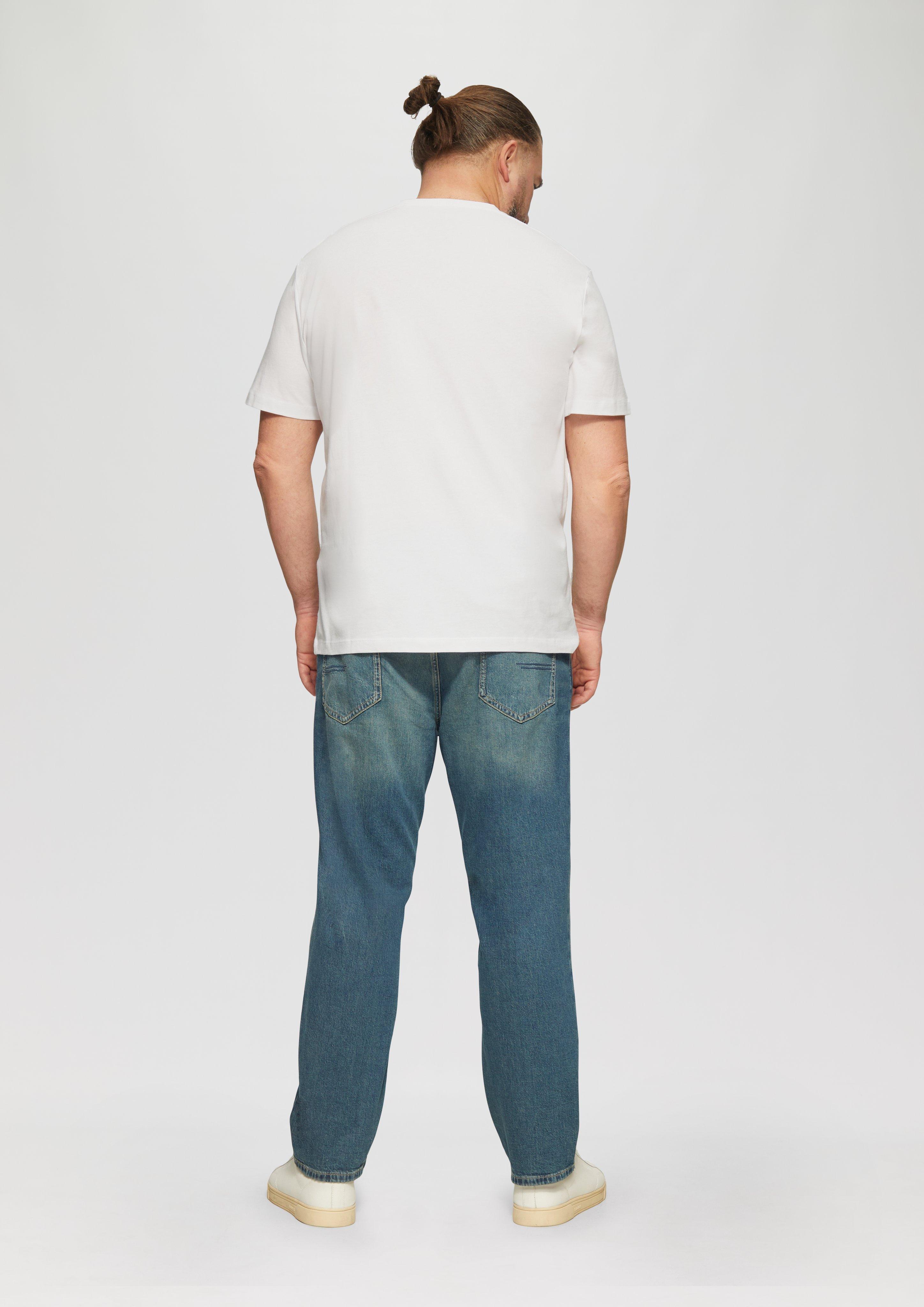 T-Shirt in 0100 & 5978