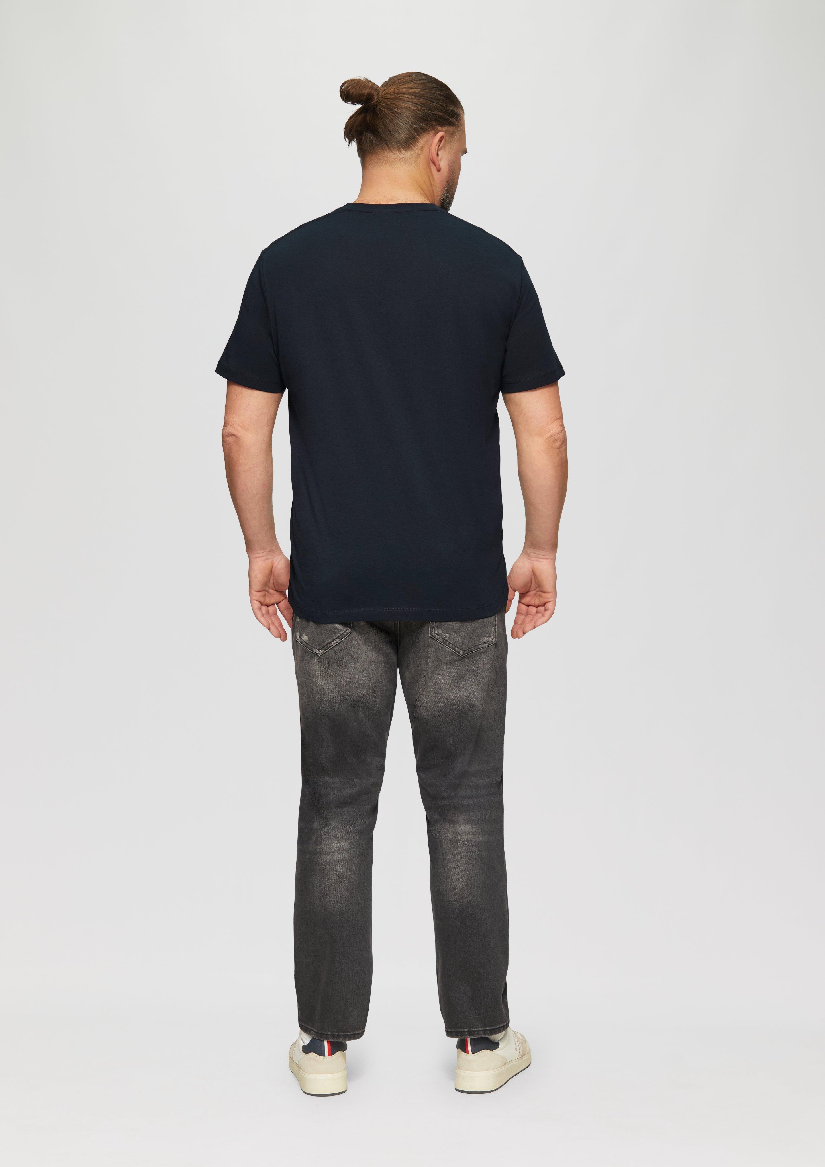 T-shirt in 5978 & 0100