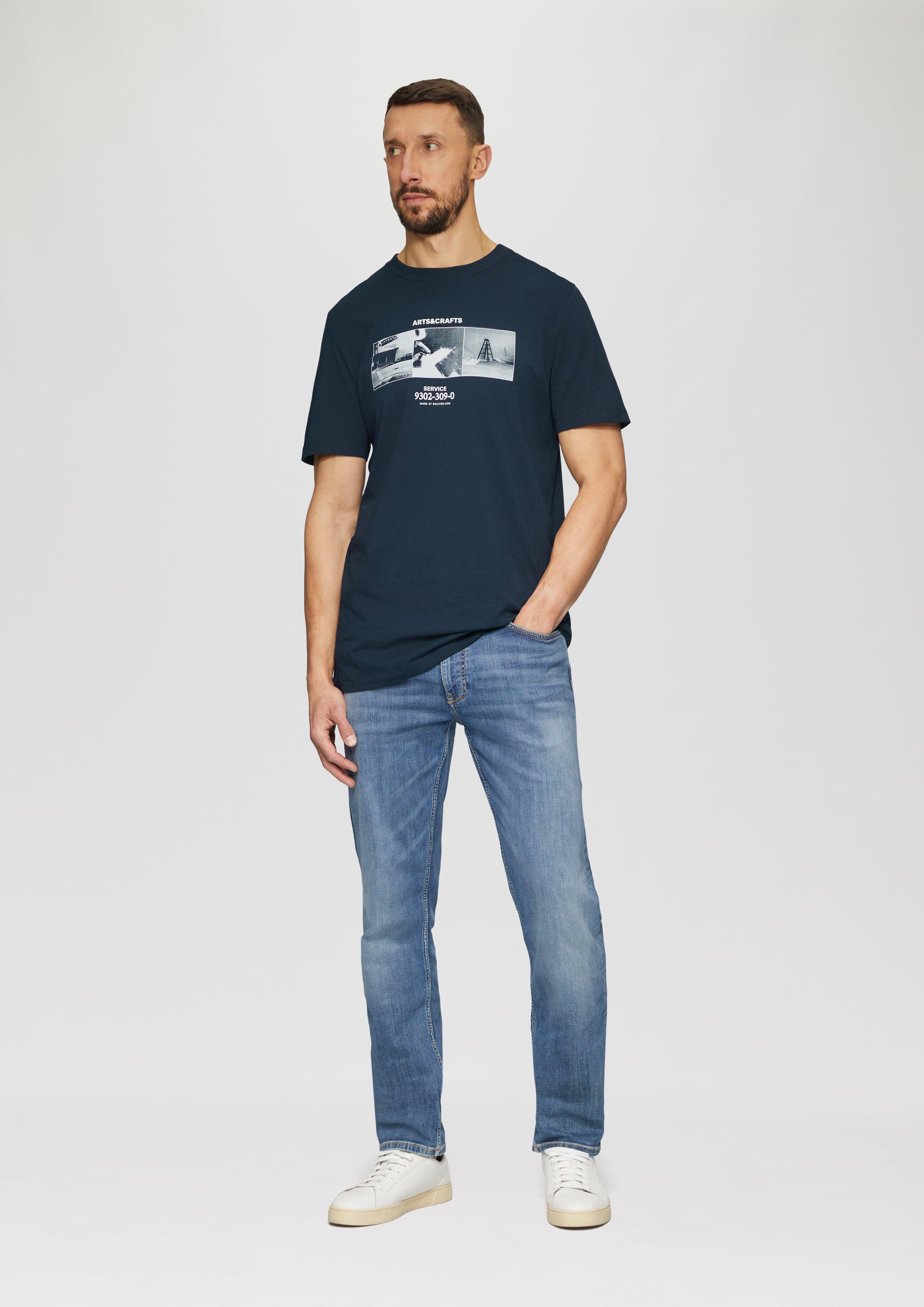 T-Shirt in 59D1 & 01D2