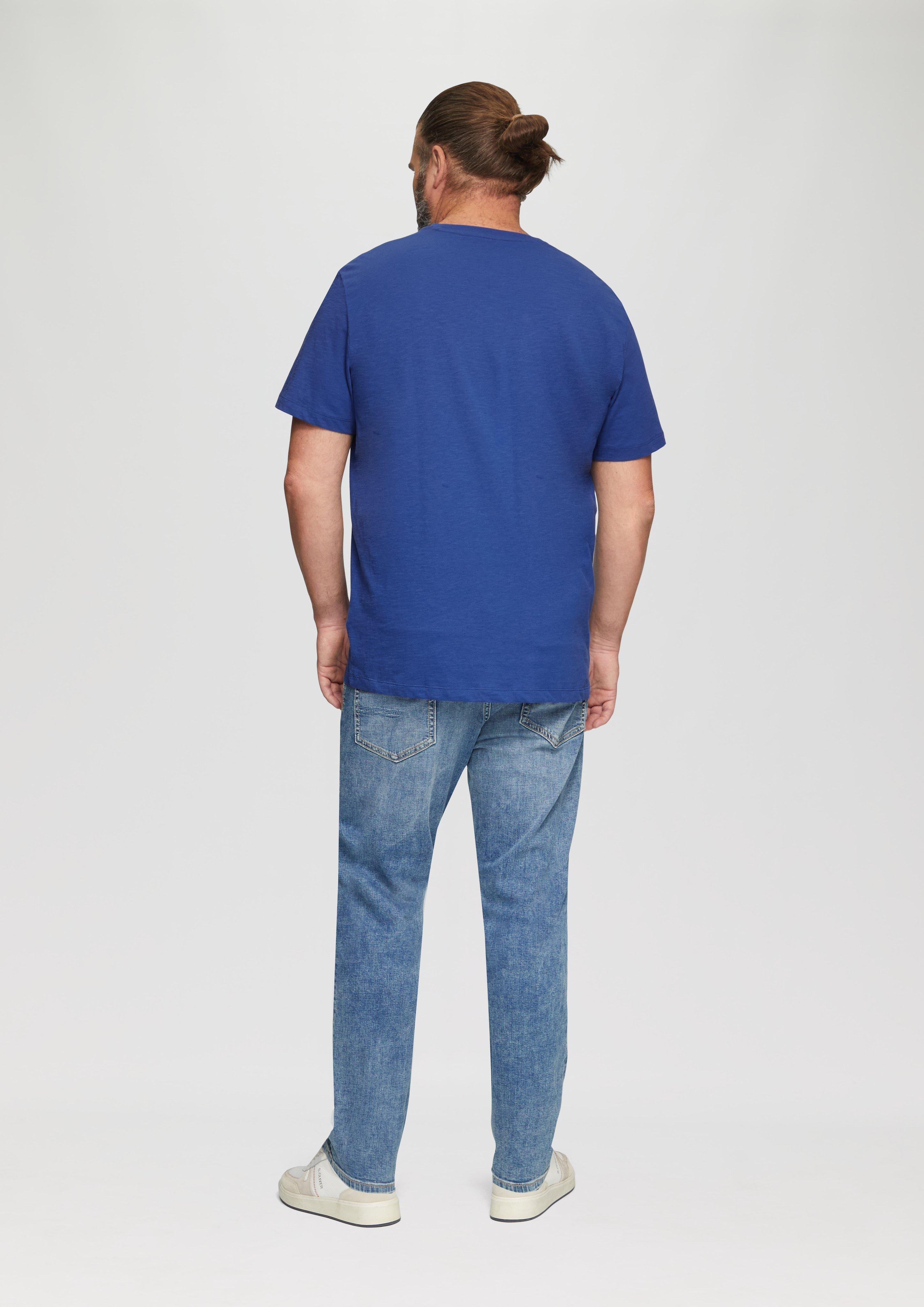 T-Shirt in 56D2, 59D1 & 47D1