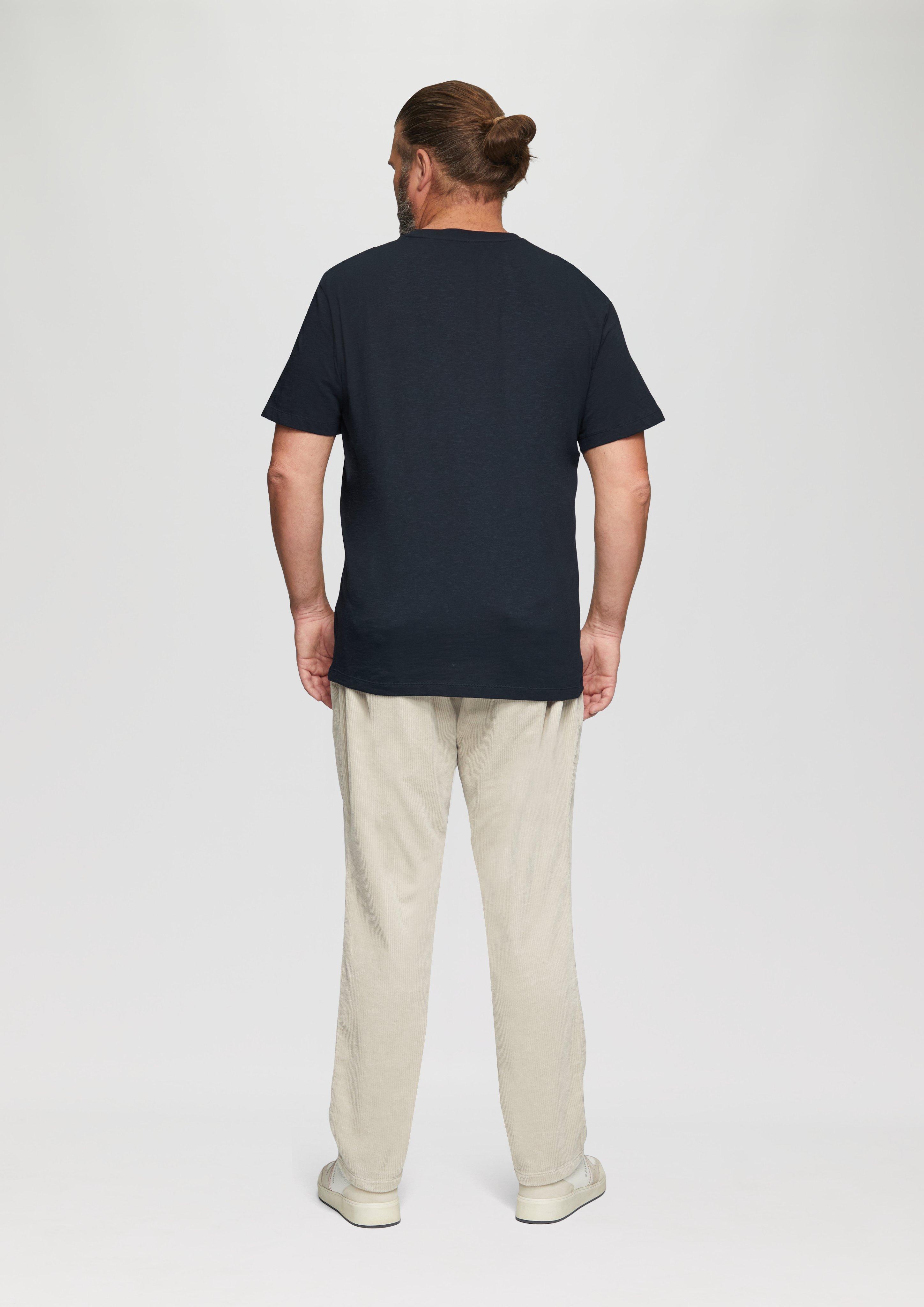 T-Shirt in 59D1, 56D2 & 47D1