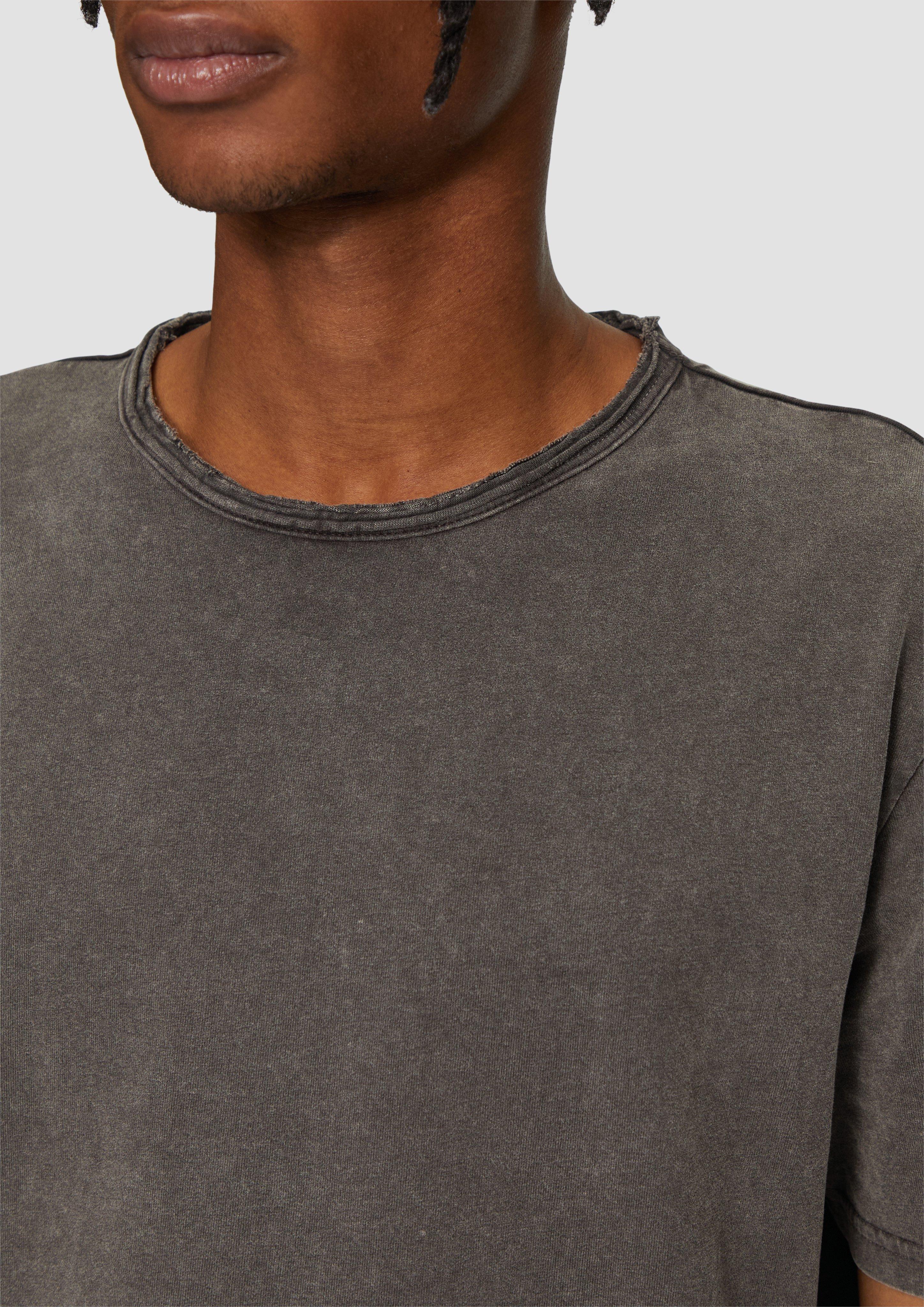 T-shirt in 8950 & 5798