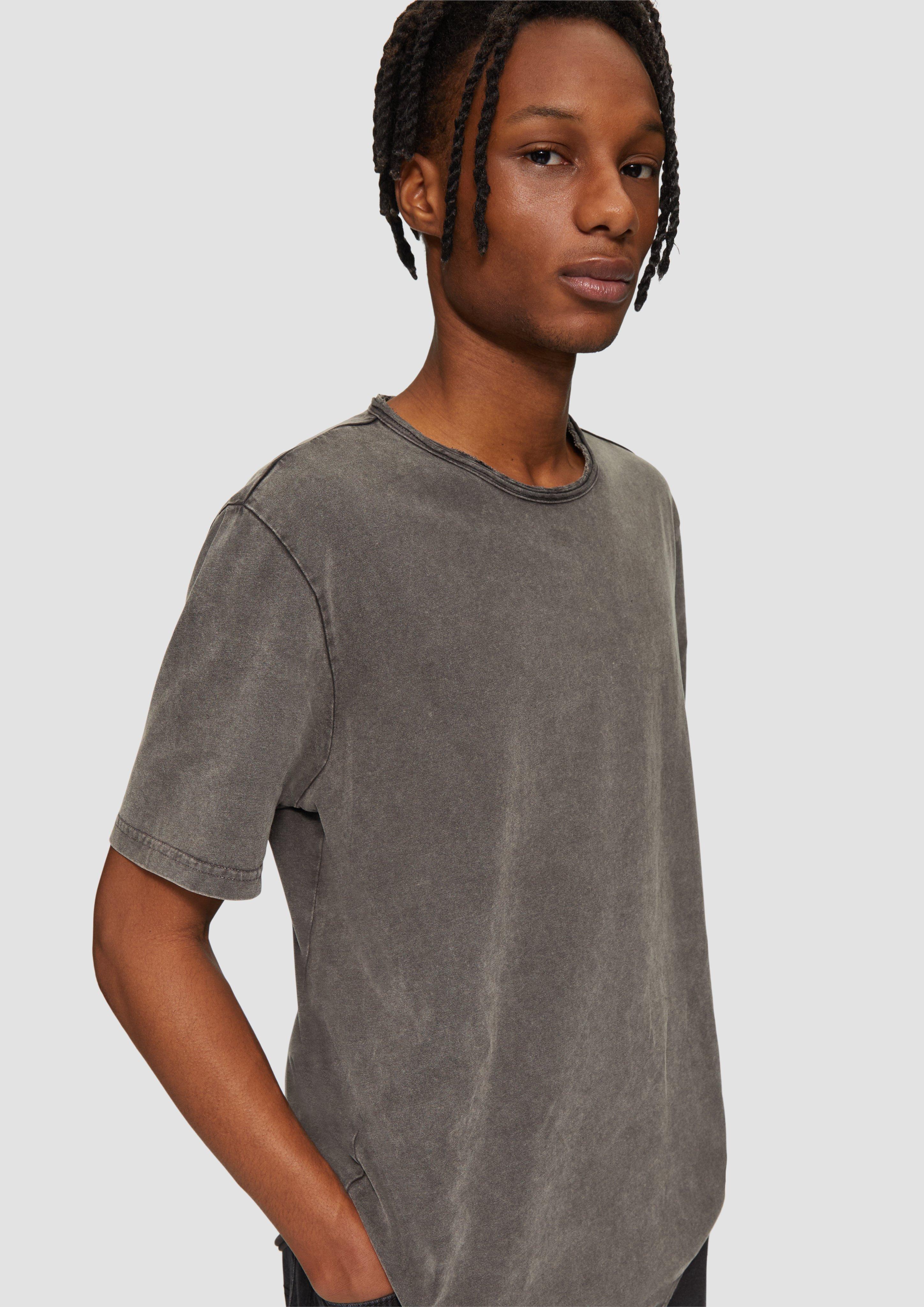 T-shirt in 8950 & 5798