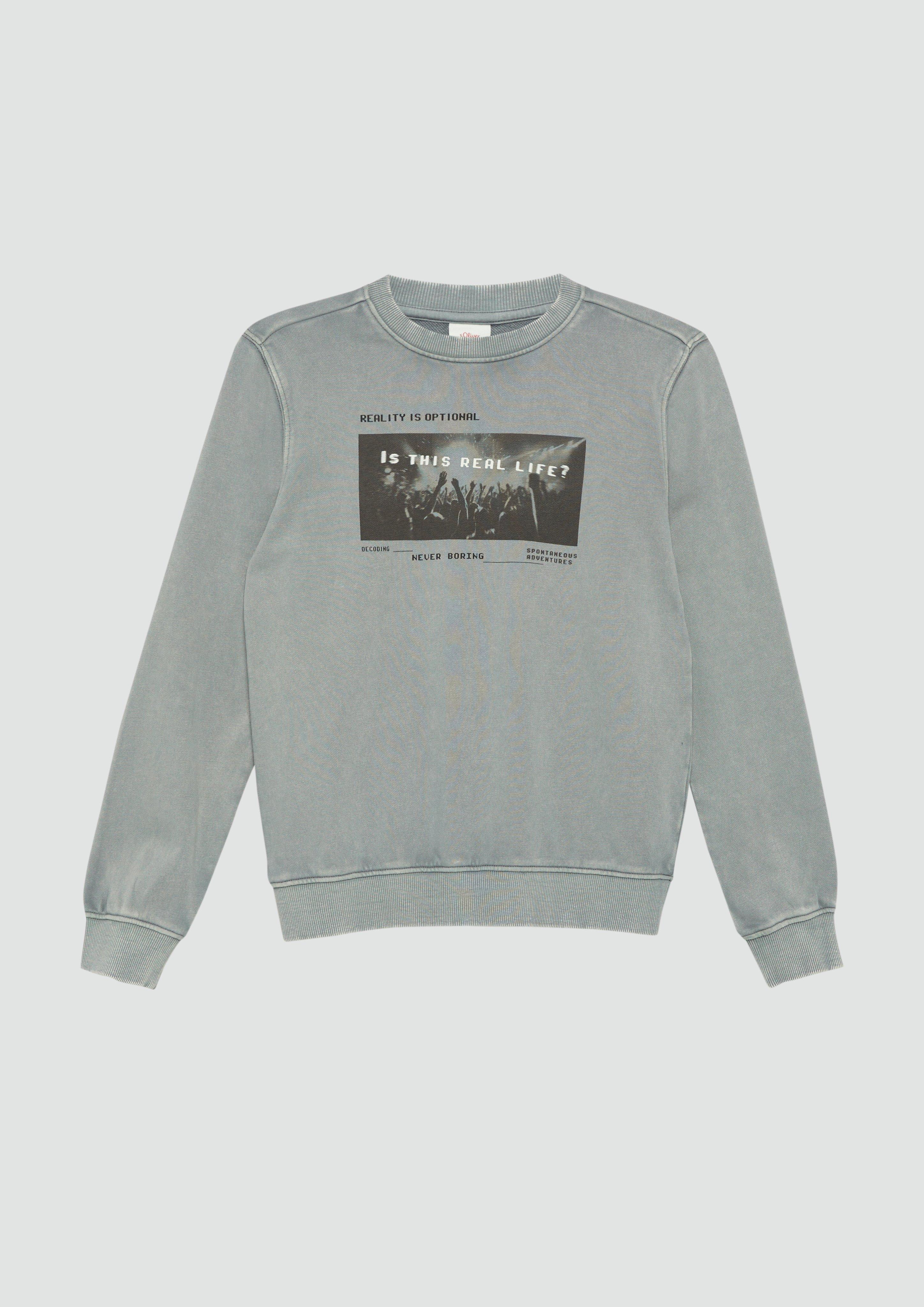 Sweatshirt