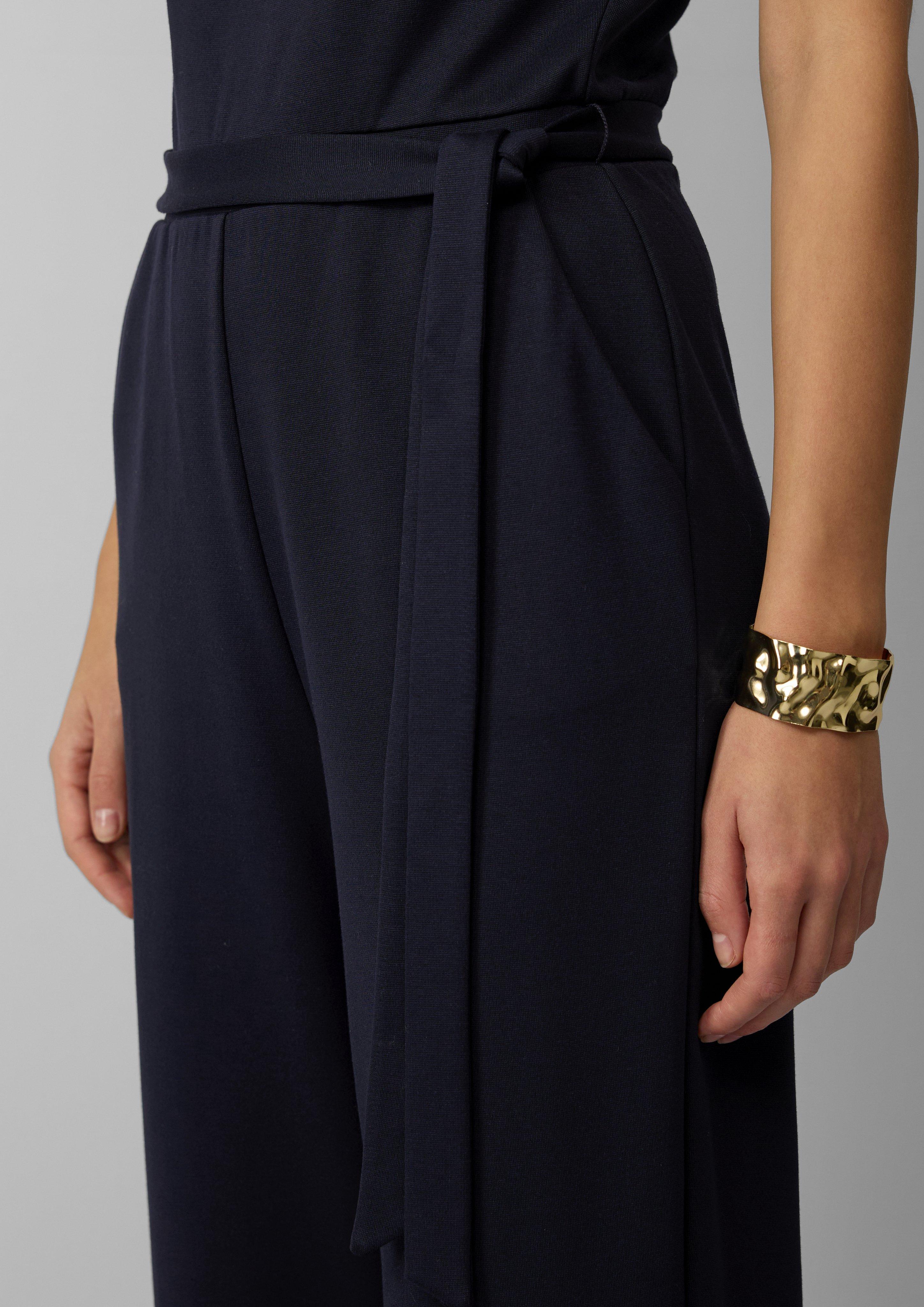 Oprijeta obleka in 5959