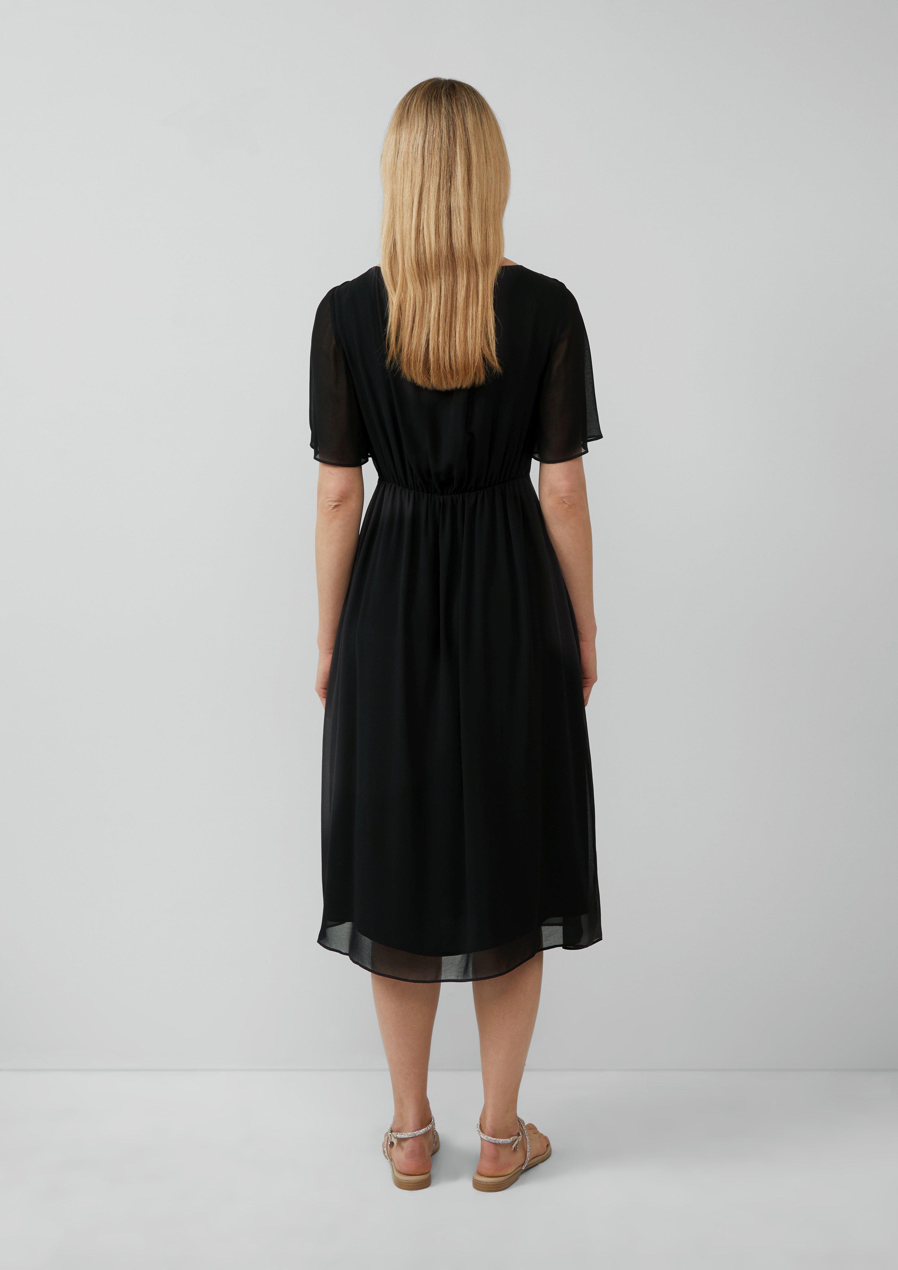 Kleid in 9999 & 4501